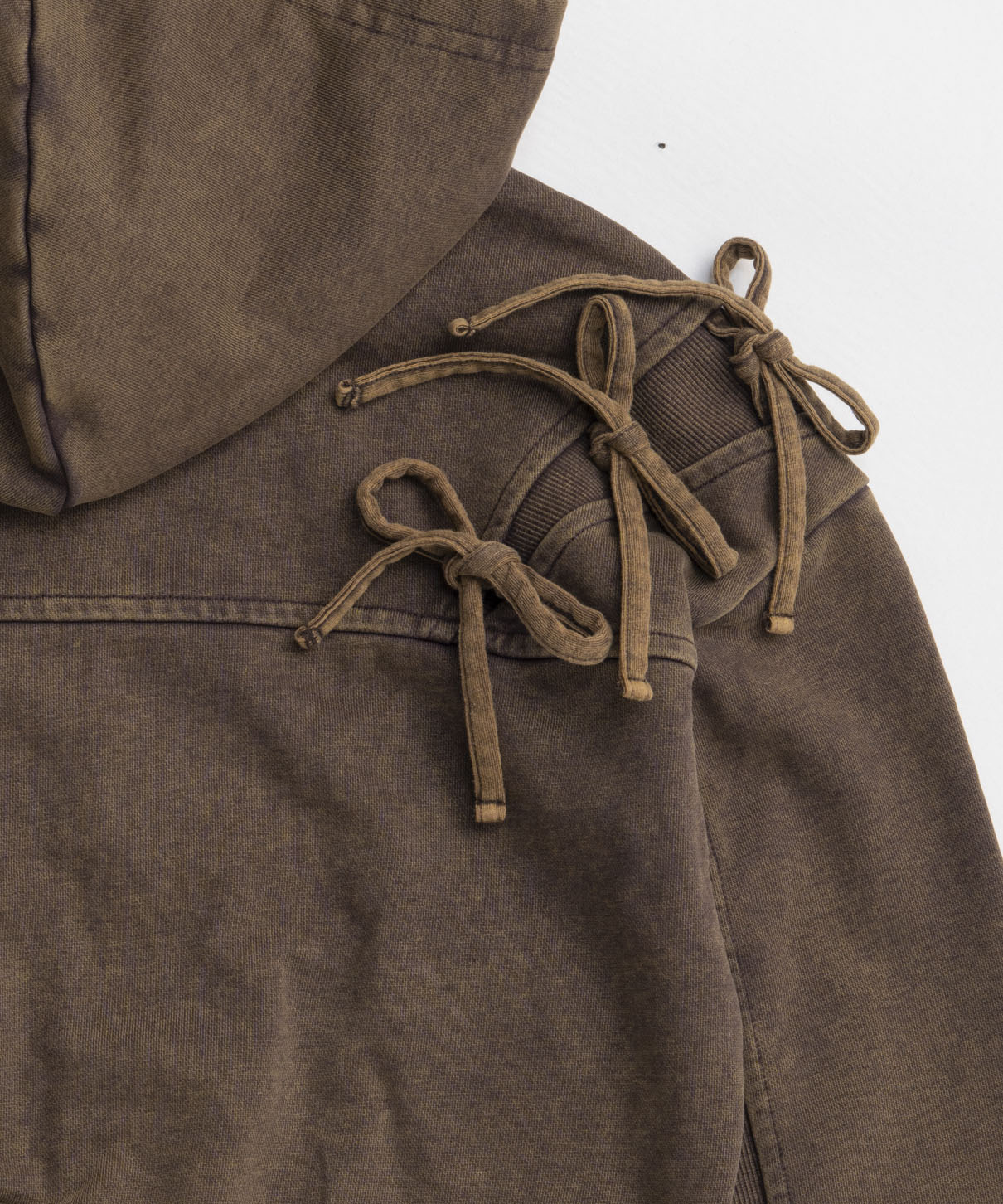 [25 윈터 선주문] 어깨 리본 까마귀