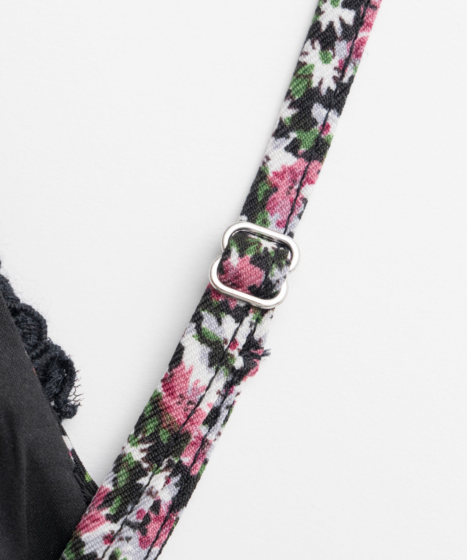 [26WINTER COLLECTION] 碎花鱼尾吊带连衣裙