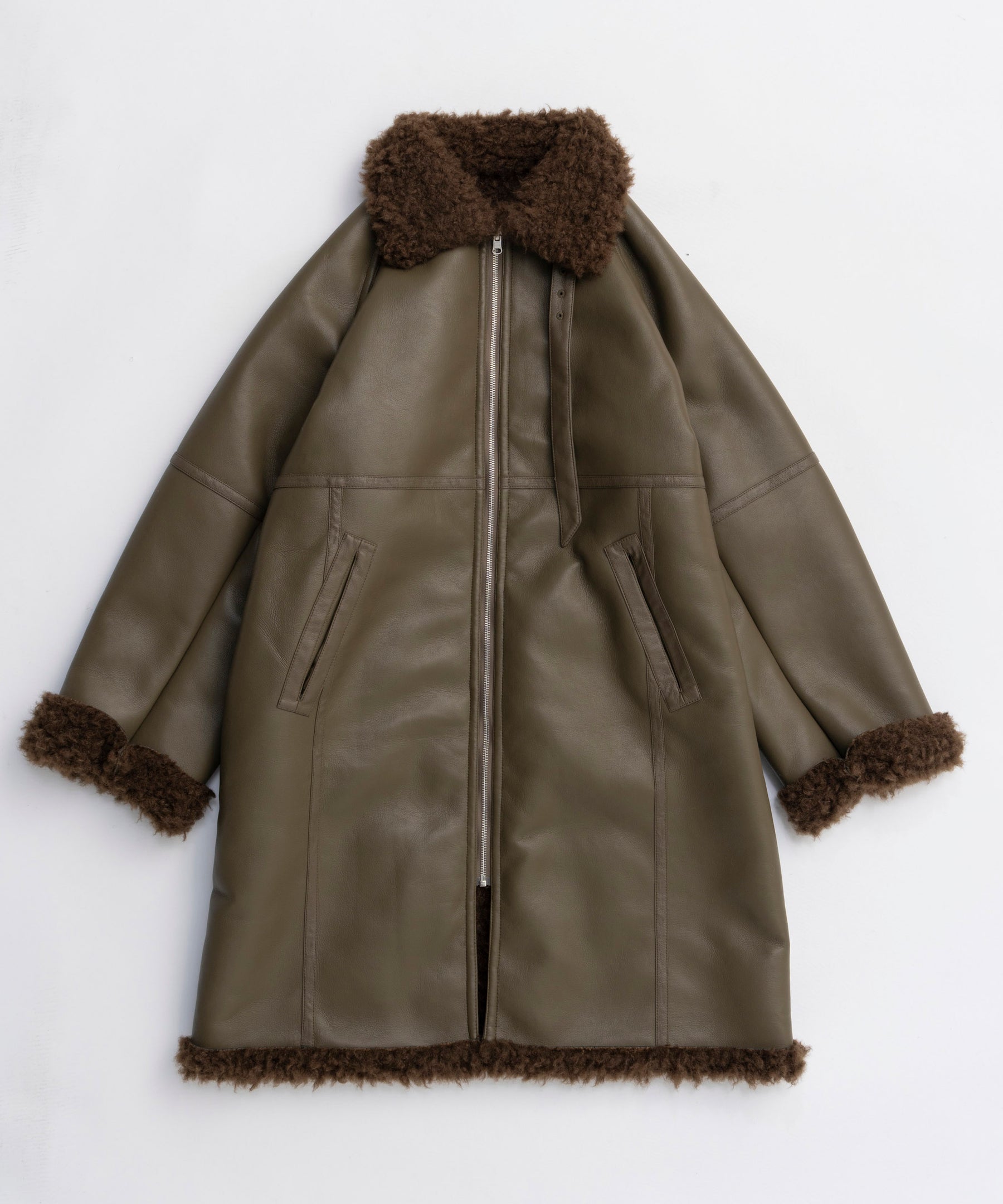 [25WINTER PRE-ORDER] Reversible Faux Mouton Coat