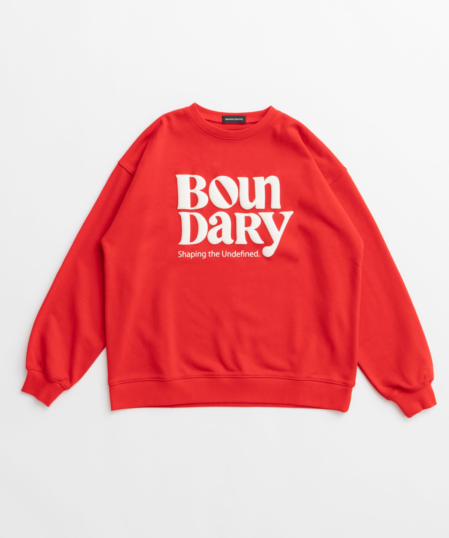 【26WINTER PRE-ORDER】BOUNDARY Embossed Sweatshirt