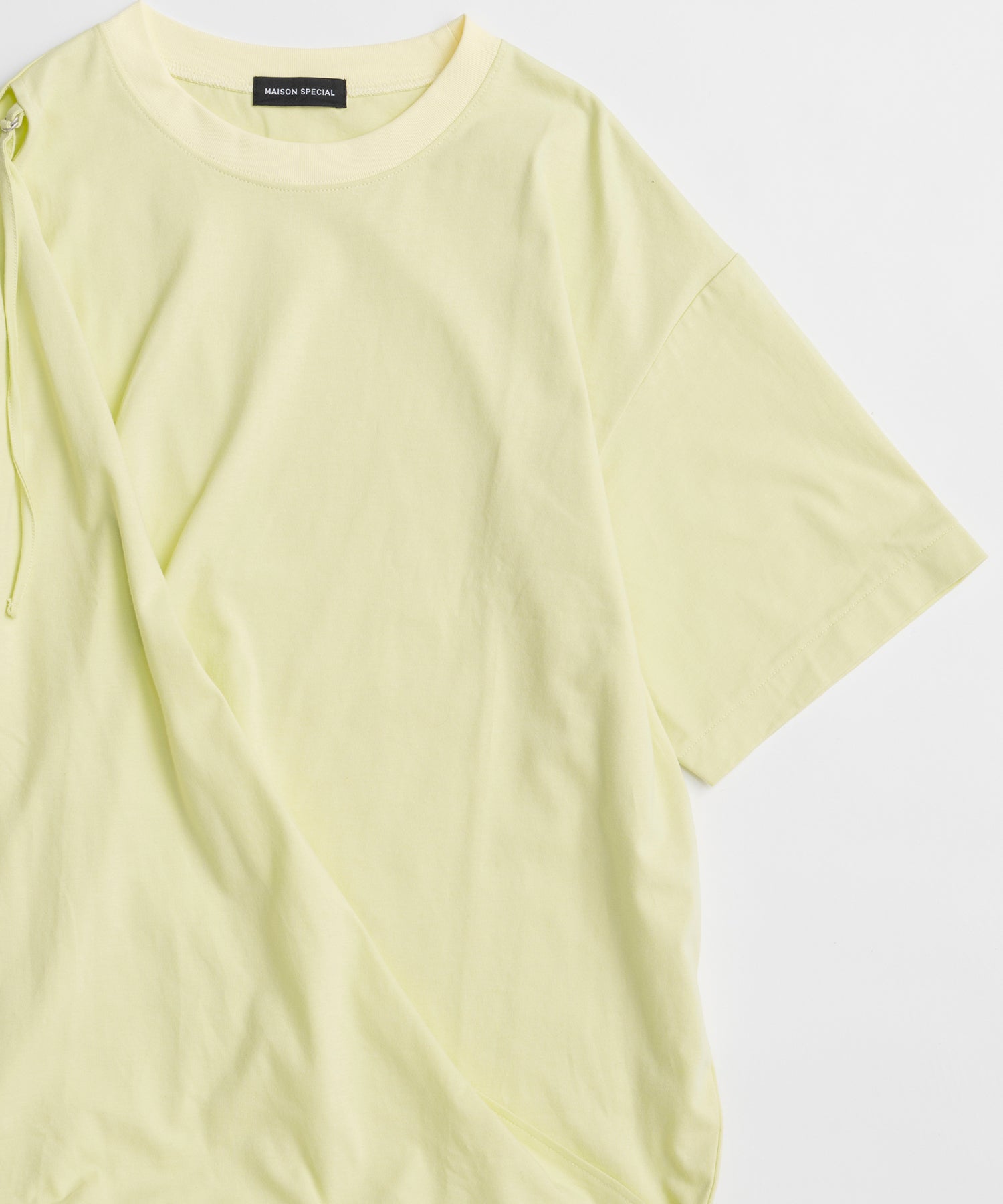 不对称垂坠 T 恤