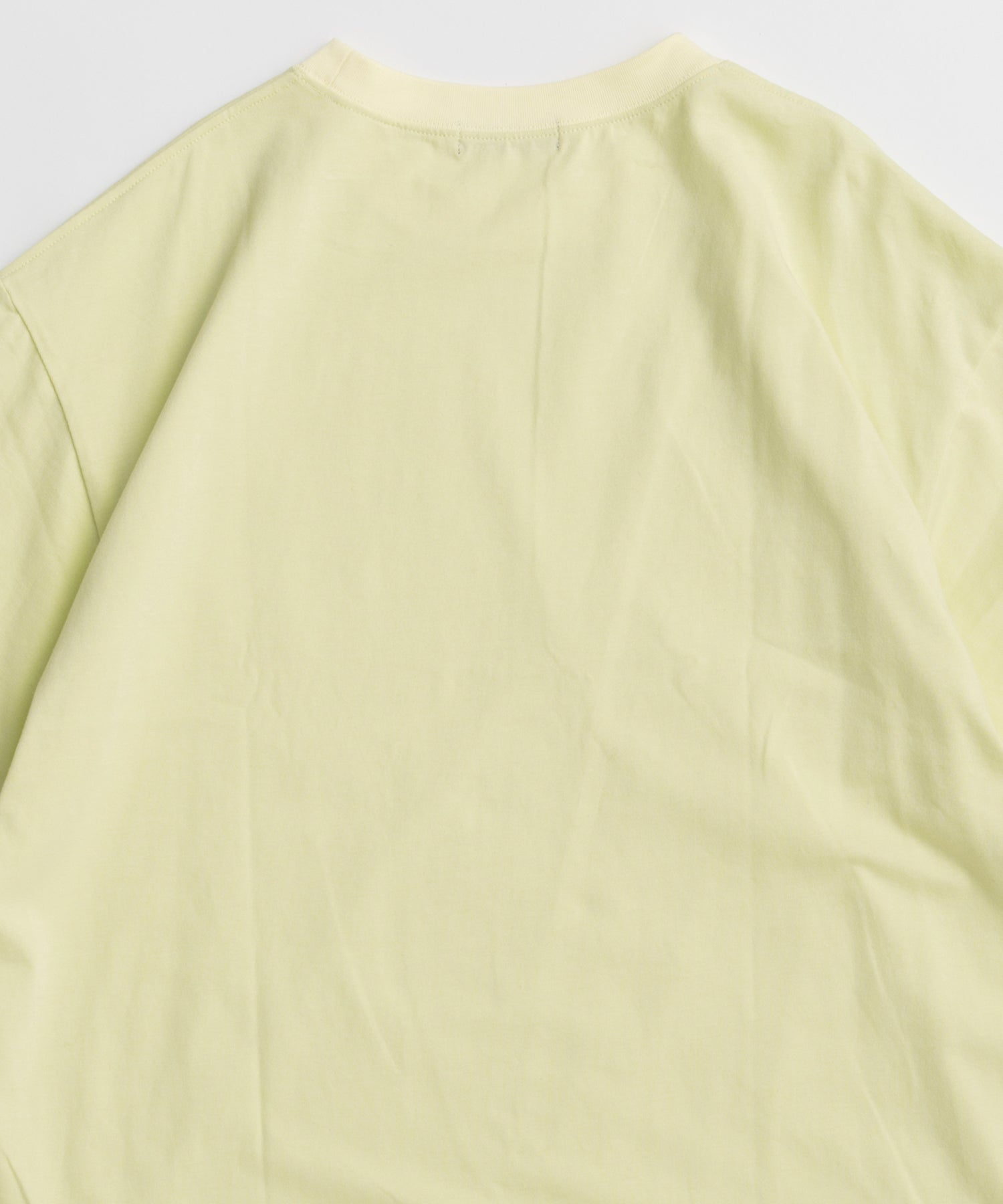 不对称垂坠 T 恤