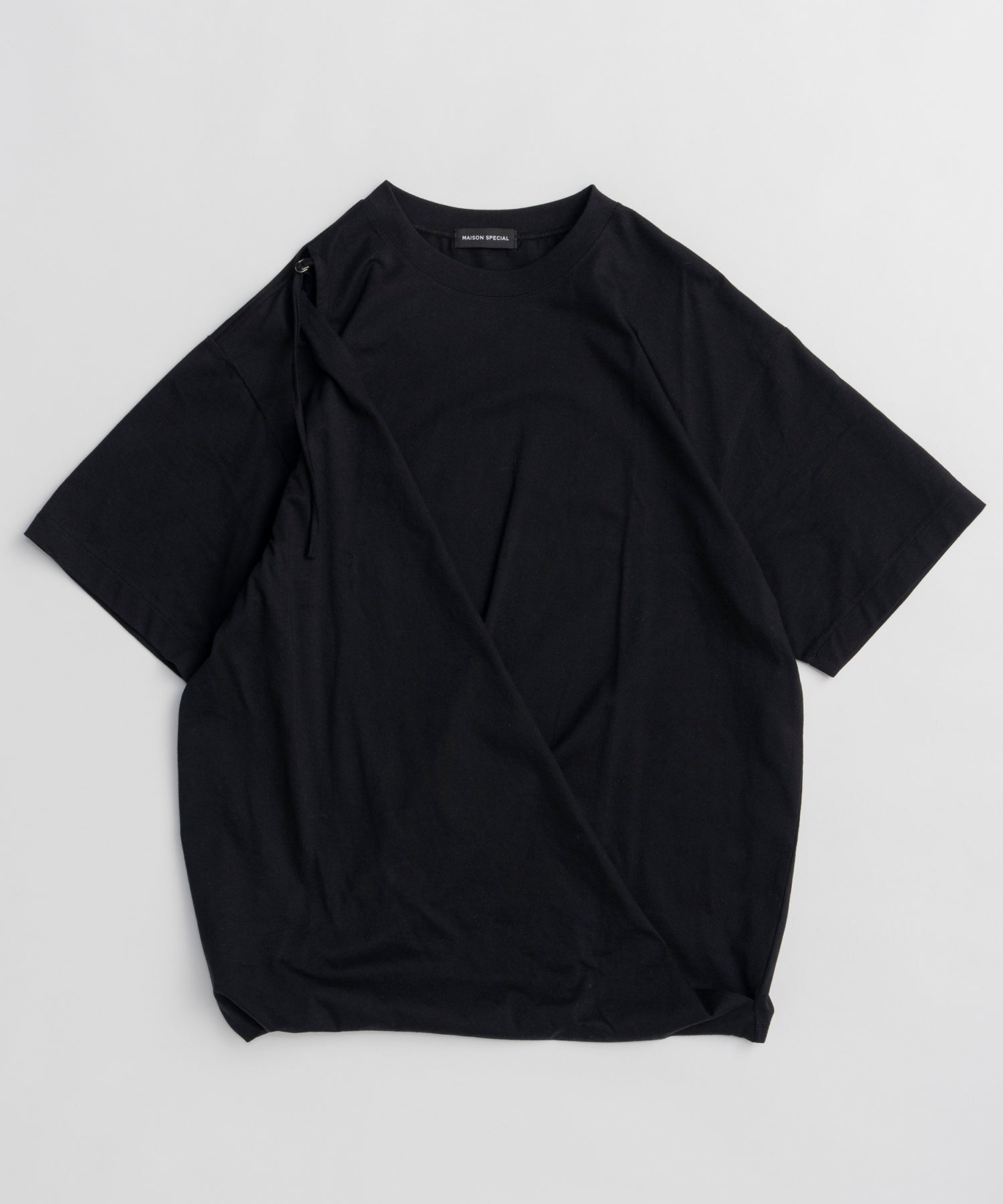 不对称垂坠 T 恤