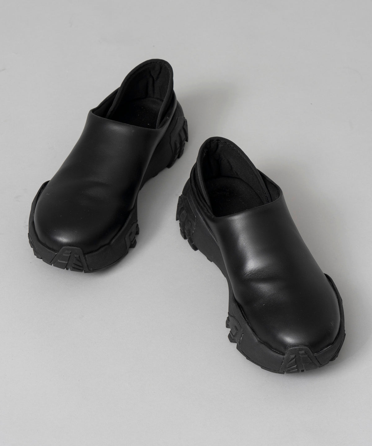 [24AW 사전 주문] [특별 신발 공장 협업] Vibram Sole Sole Slip-on Type Sneaker Made Tokyo