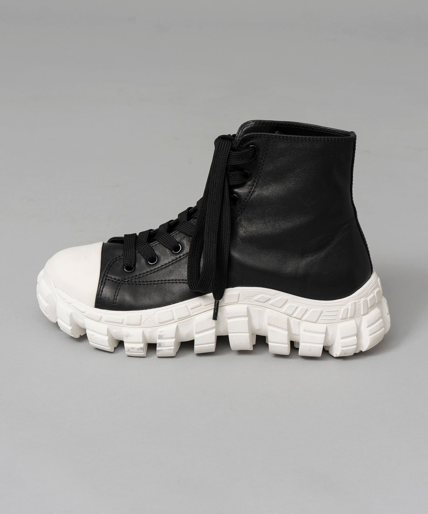 【24AW PRE-ORDER】【SPECIAL SHOES FACTORY COLLABORATION】Rattling Sole High-Cut Shoes