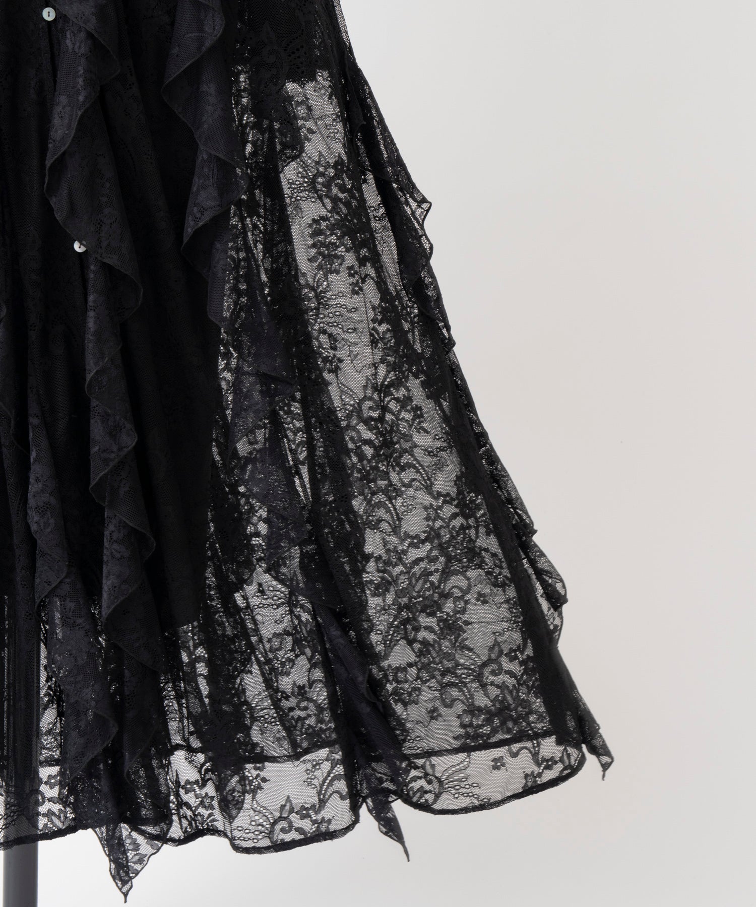 【26WINTER COLLECTION】Multi-Ruffle Lace Dress