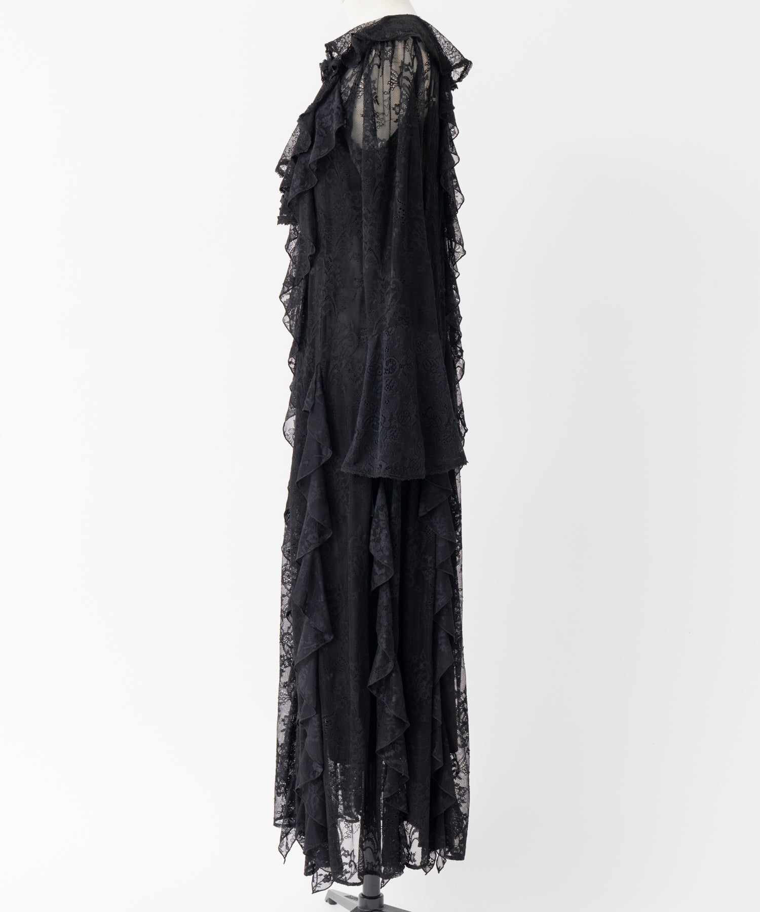 【26WINTER COLLECTION】Multi-Ruffle Lace Dress