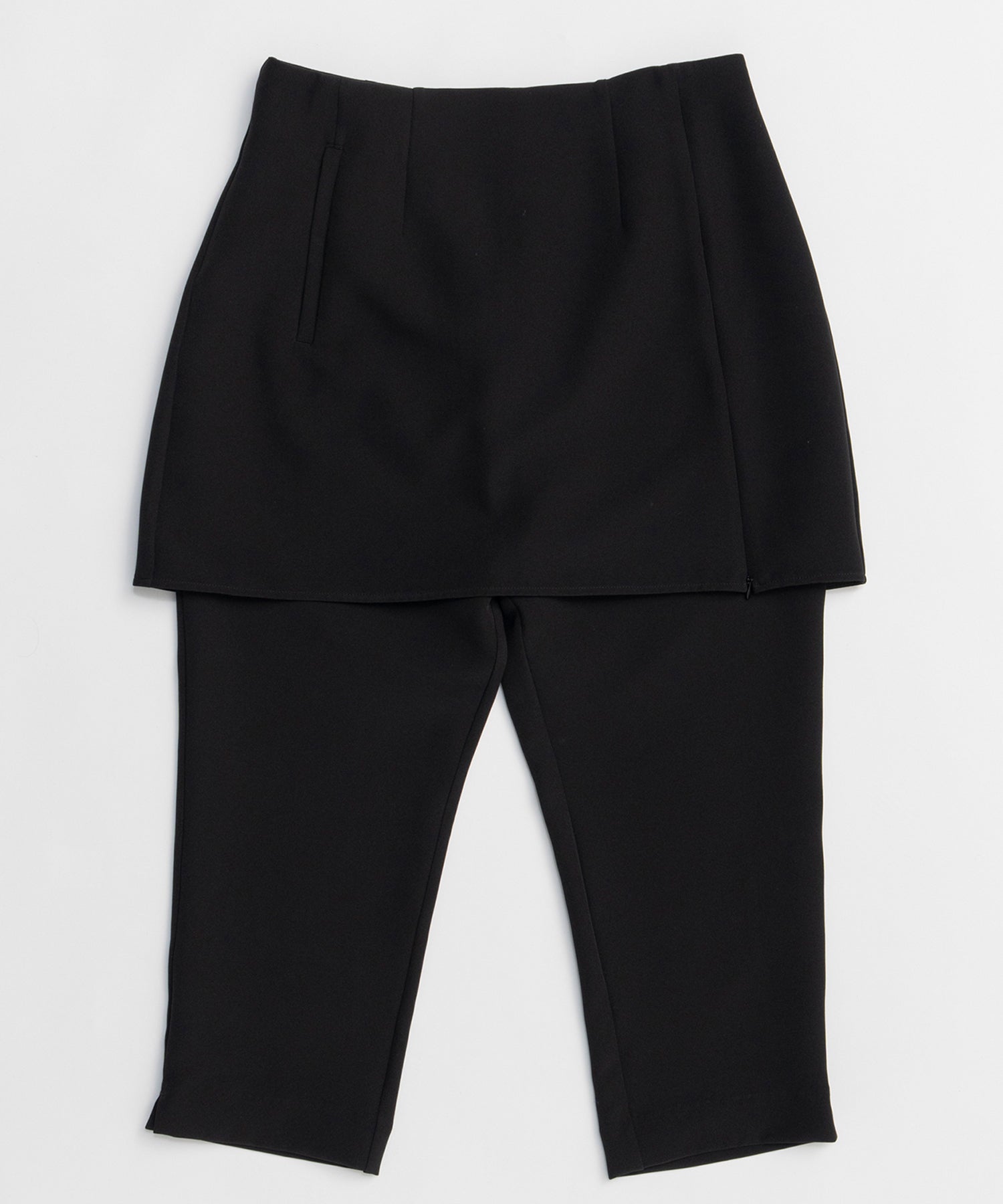 【26SPRING PRE-ORDER】Mini Skirt Layer Capri Pants