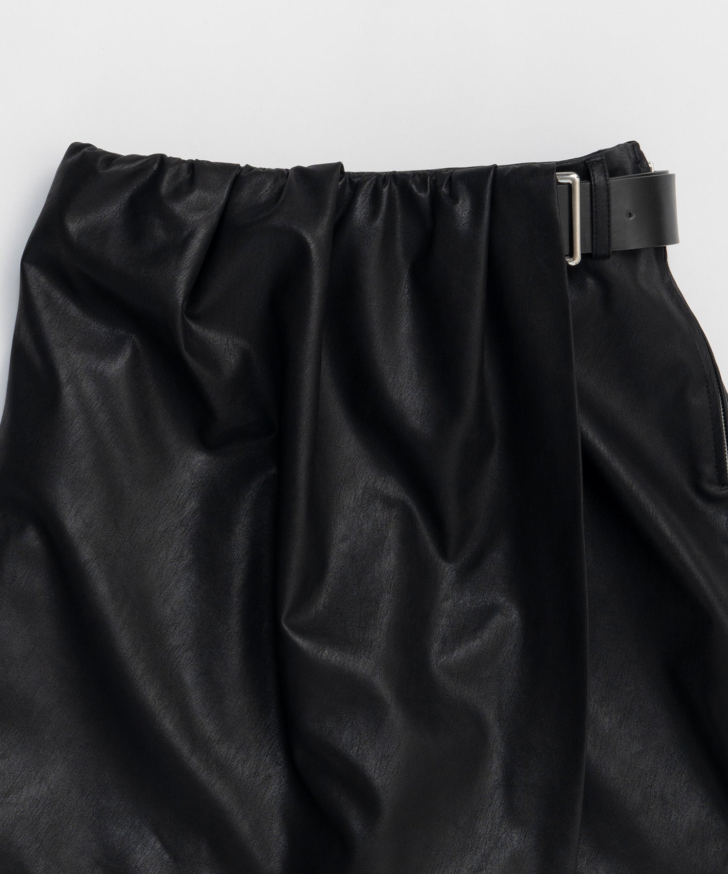 【26SPRING PRE-ORDER】Drape Vegan Leather Culotte Skirt