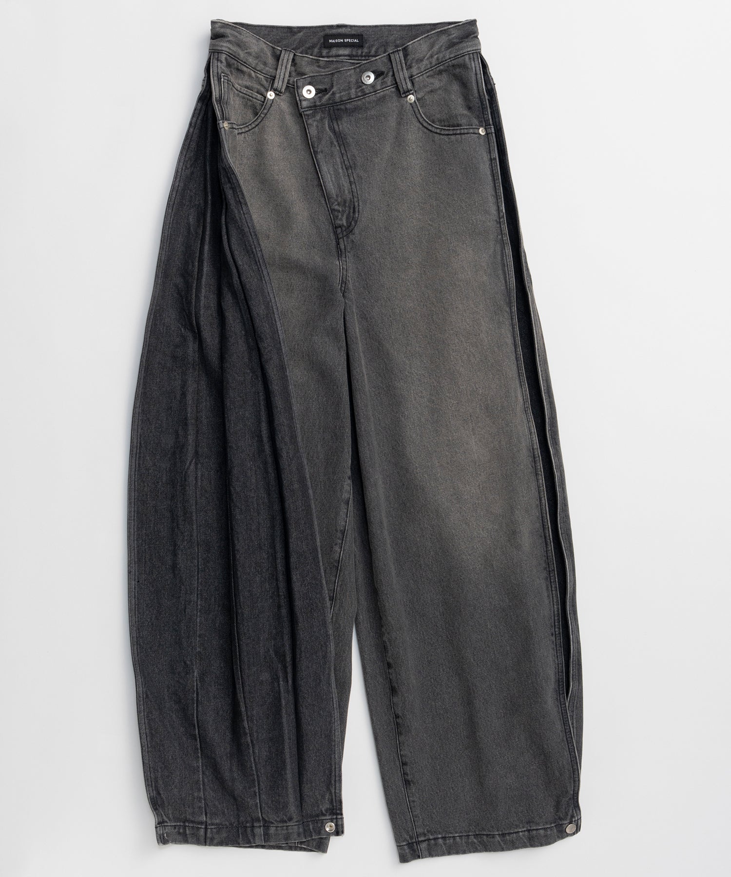 【26SPRING PRE-ORDER】Side-Tuck Cocoon Denim Pants