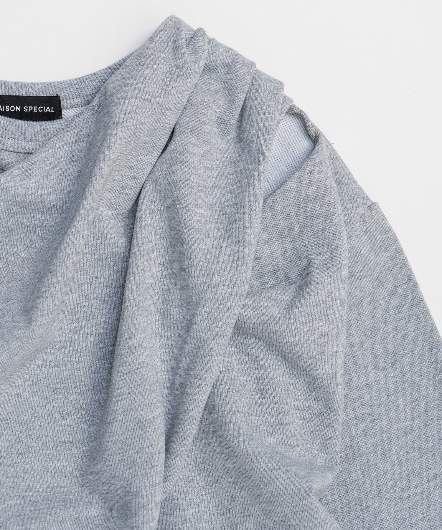 【26SPRING PRE-ORDER】Twist Cut-Off Sweat Top