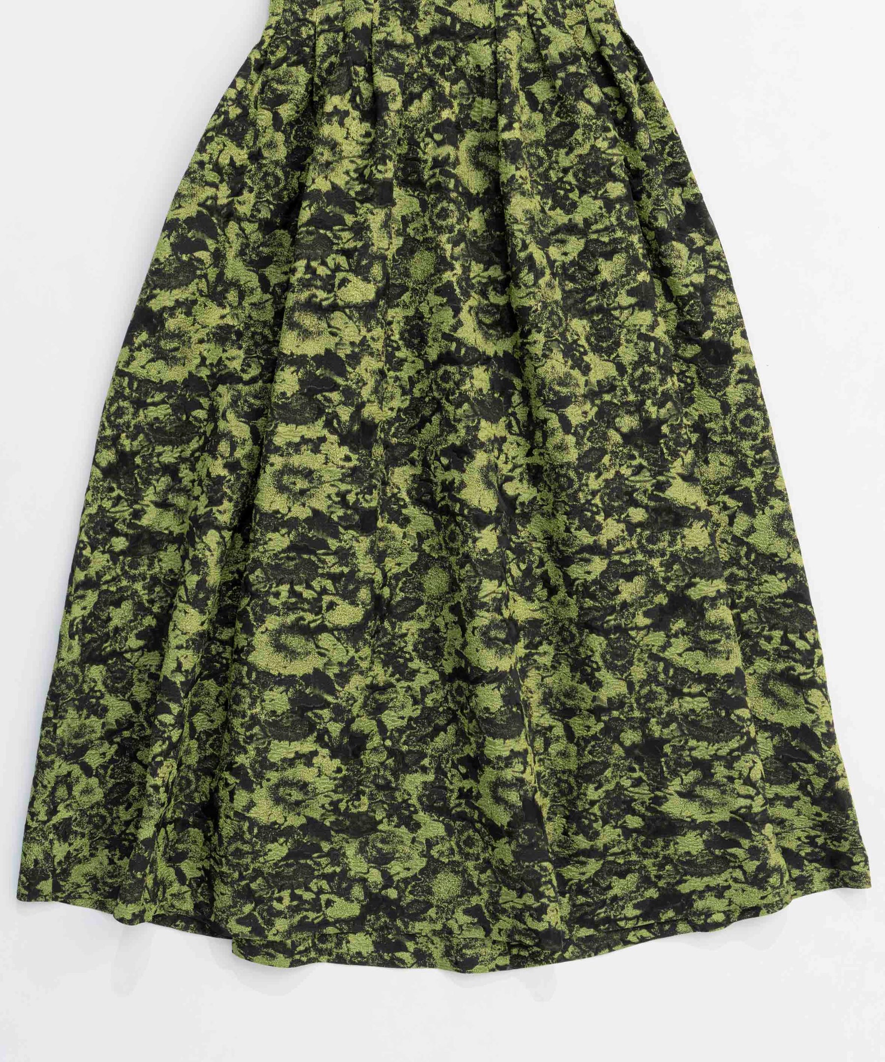 【25SPRING PRE-ORDER】Lame Jacquard Volume Silhouette Dress