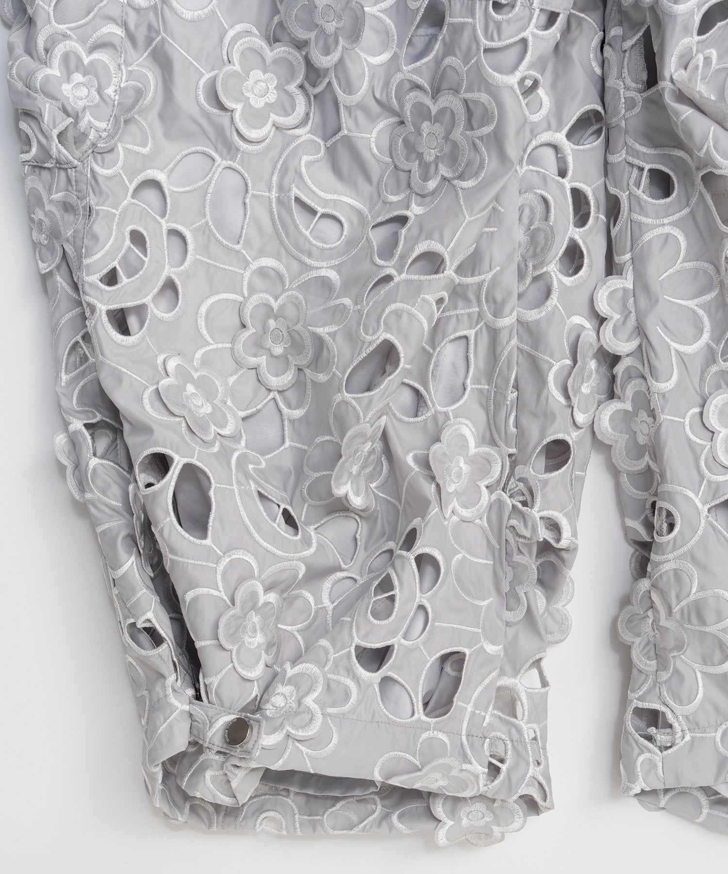 【26SPRING PRE-ORDER】Cut-Off Flower Pants