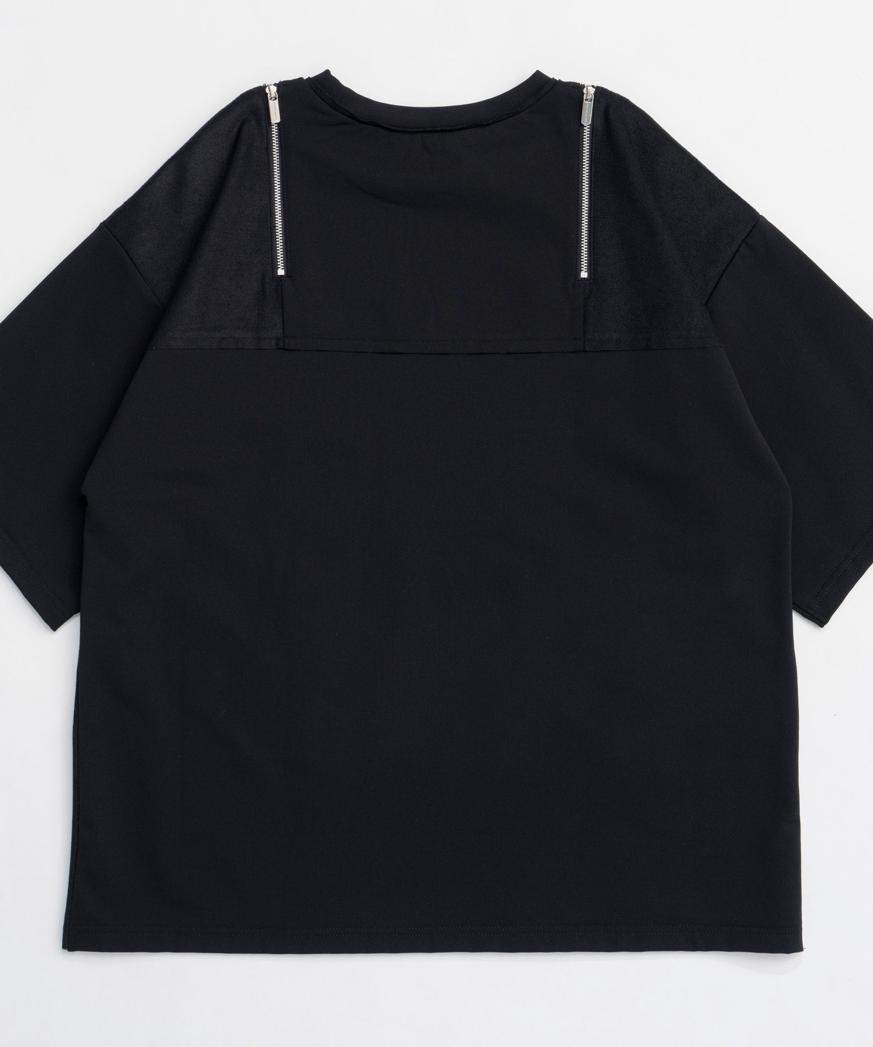 【25SPRING PRE-ORDER】Shoulder Zip Design T-shirt