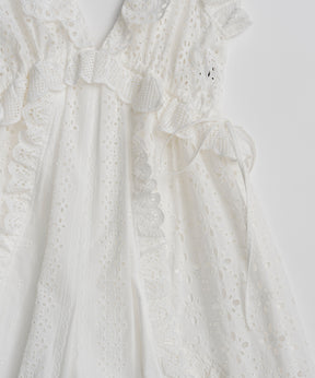 【PRE-ORDER】Lace Patch Rompers