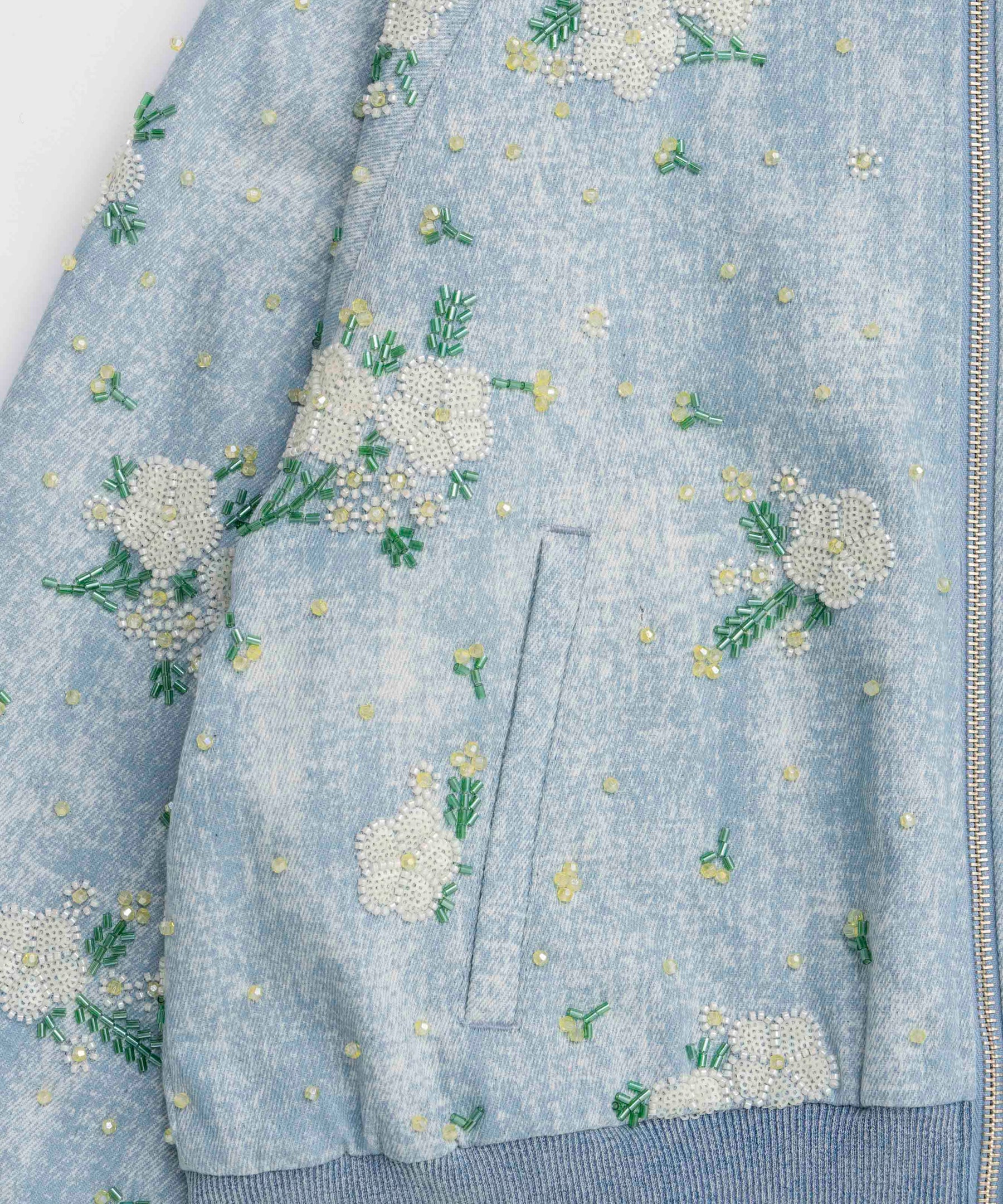 【25SPRING PRE-ORDER】Embroidery Flower Beads Hoodie