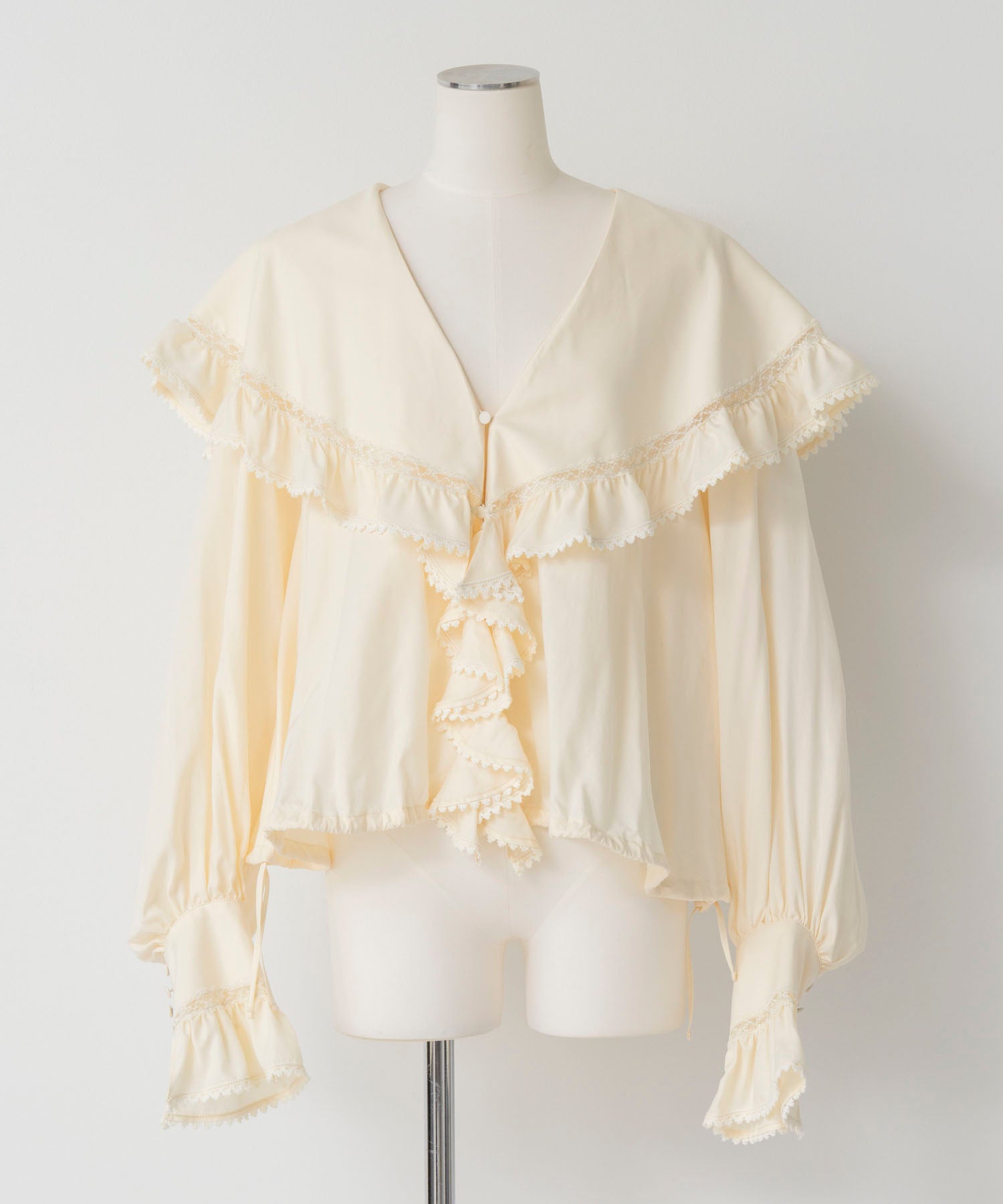 【26AUTUMN PRE-ORDER】Lace Frill Collar Blouse