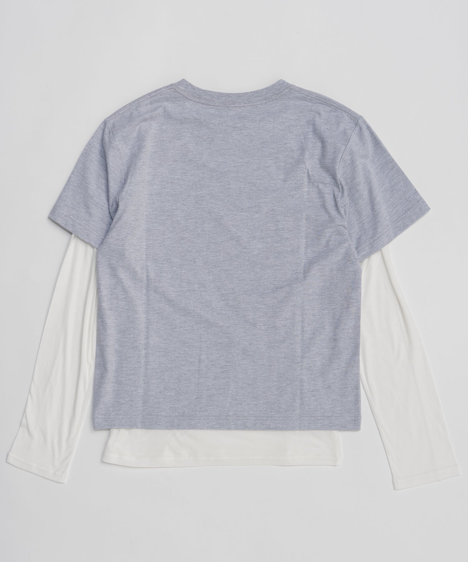 【26SPRING PRE-ORDER】Open Heart Layered T-Shirt