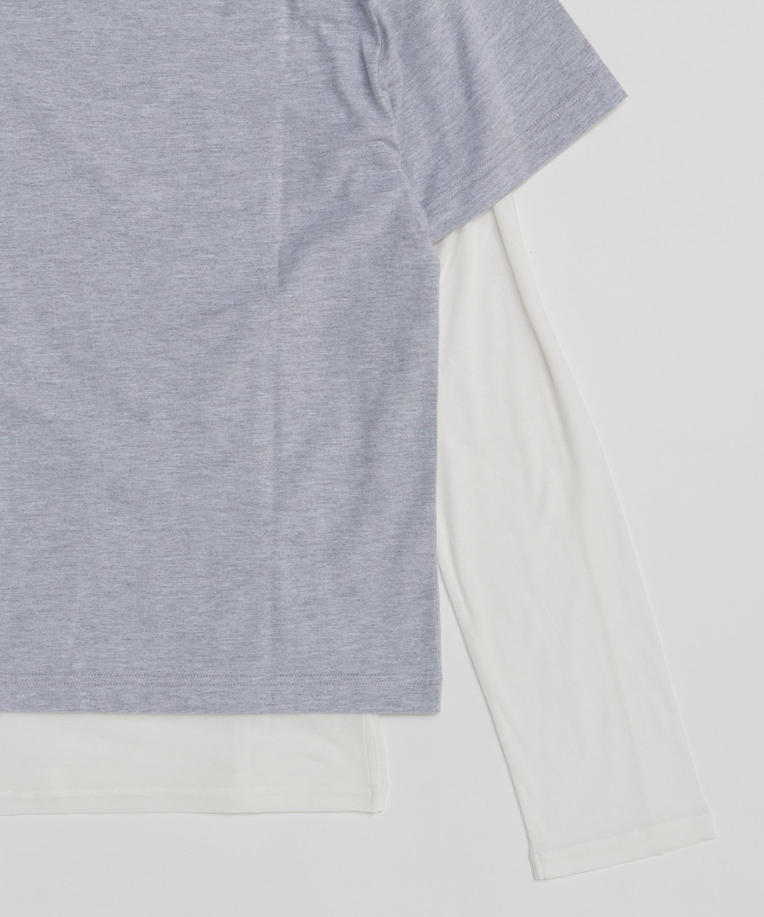 【26SPRING PRE-ORDER】Open Heart Layered T-Shirt