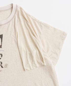 【OPEN YY】SCOOP NECK PHONETIC TEE