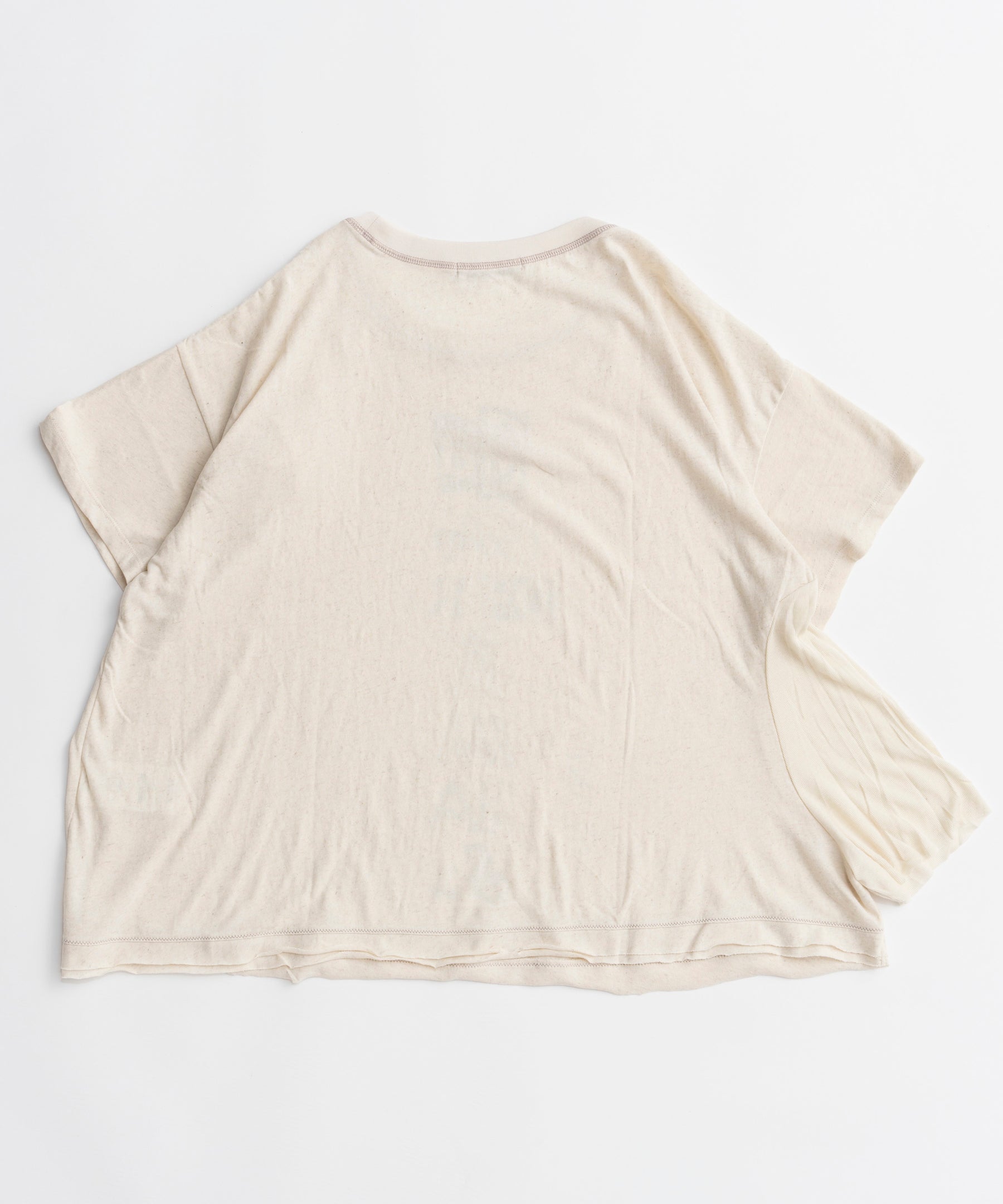 【OPEN YY】SCOOP NECK PHONETIC TEE