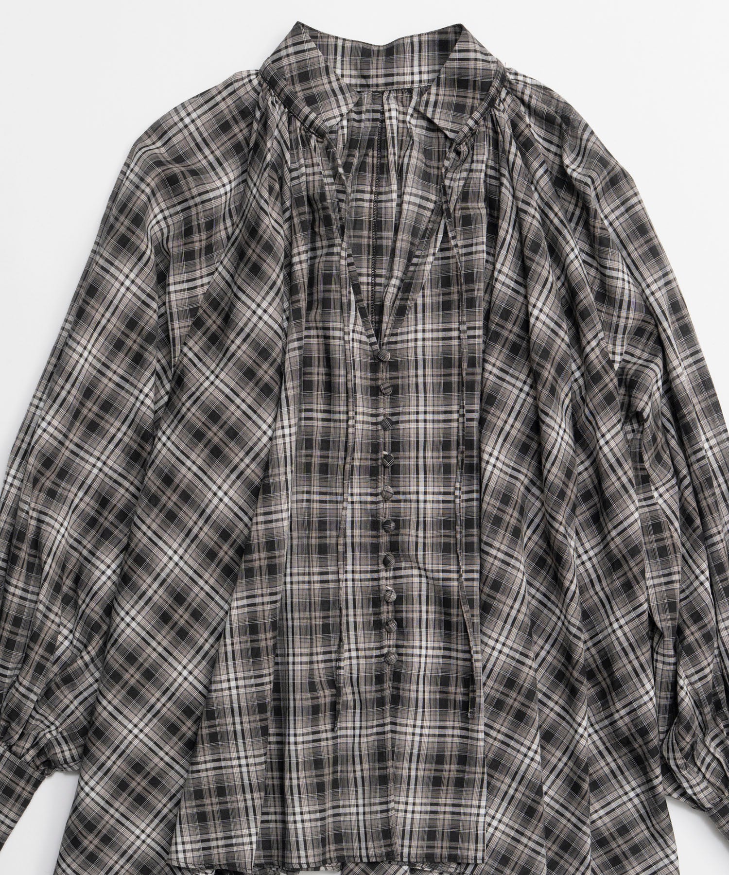 【26SPRING PRE-ORDER】V-neck voluminous blouse