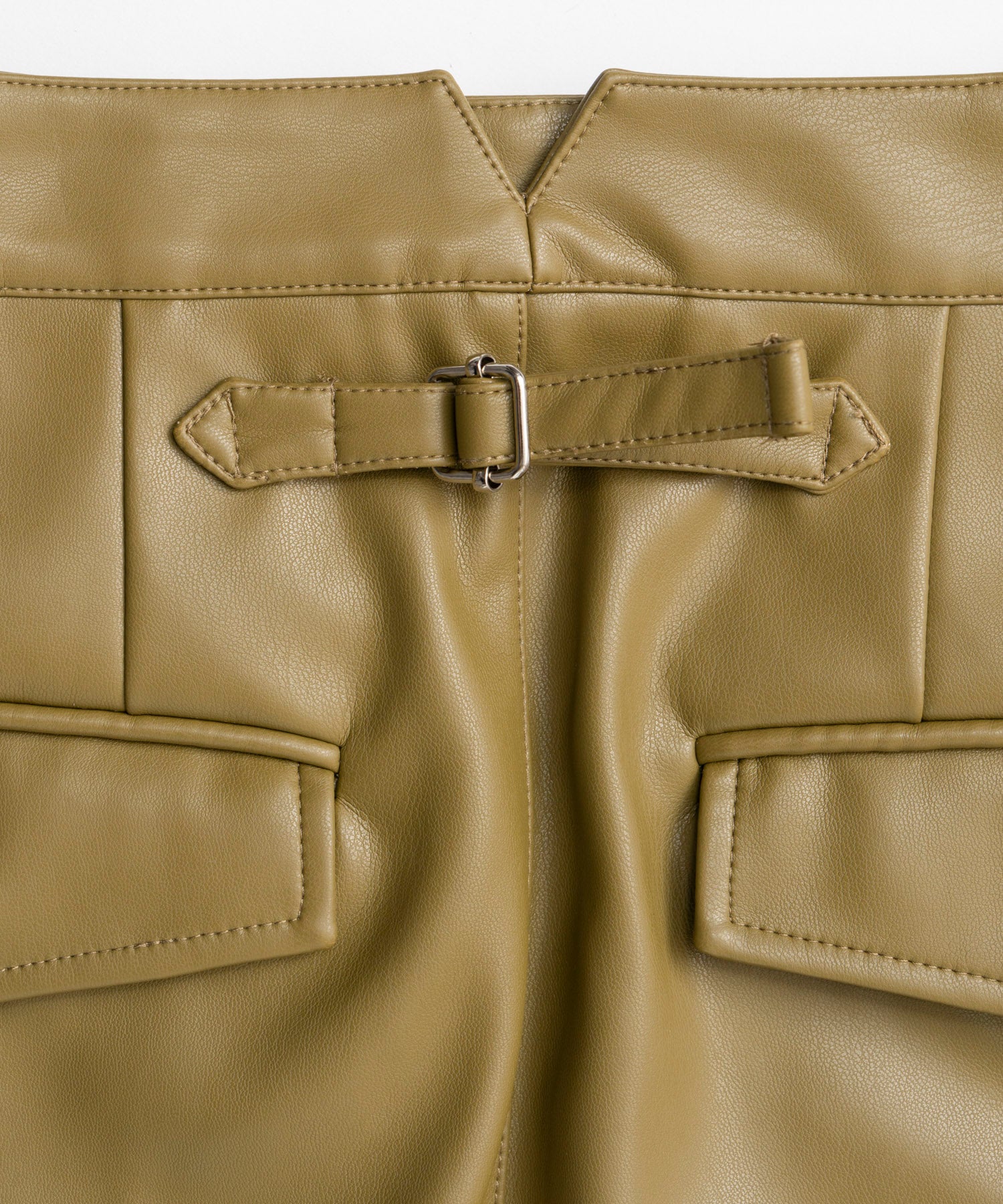 【26AUTUMN PRE-ORDER】Straight Vegan Leather Pants