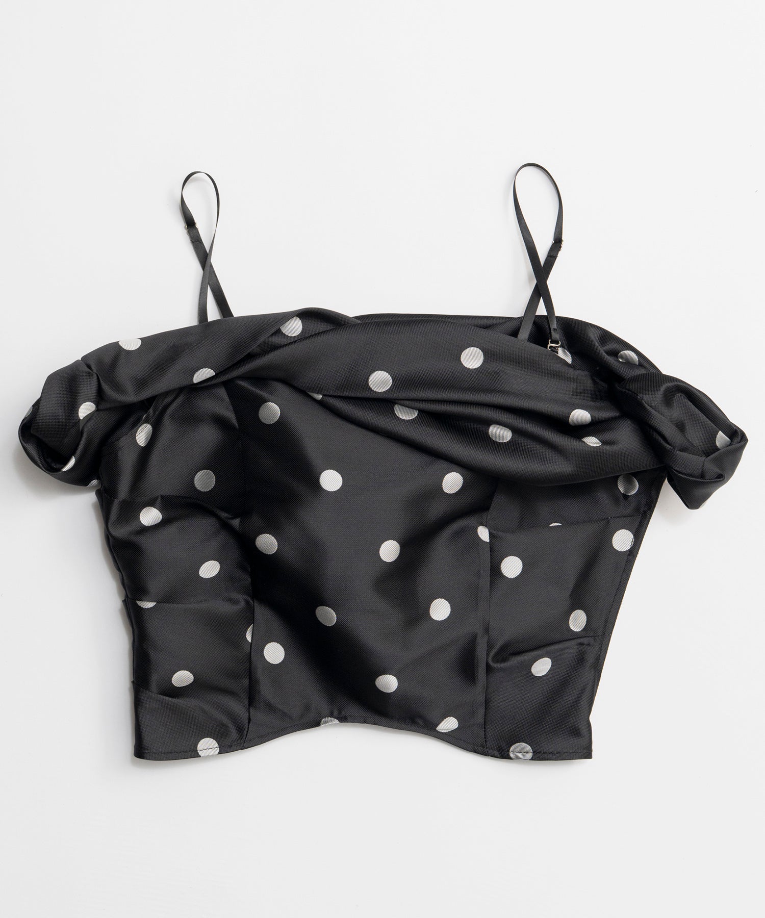 【26SPRING PRE-ORDER】Twist Off-Shoulder Blouse