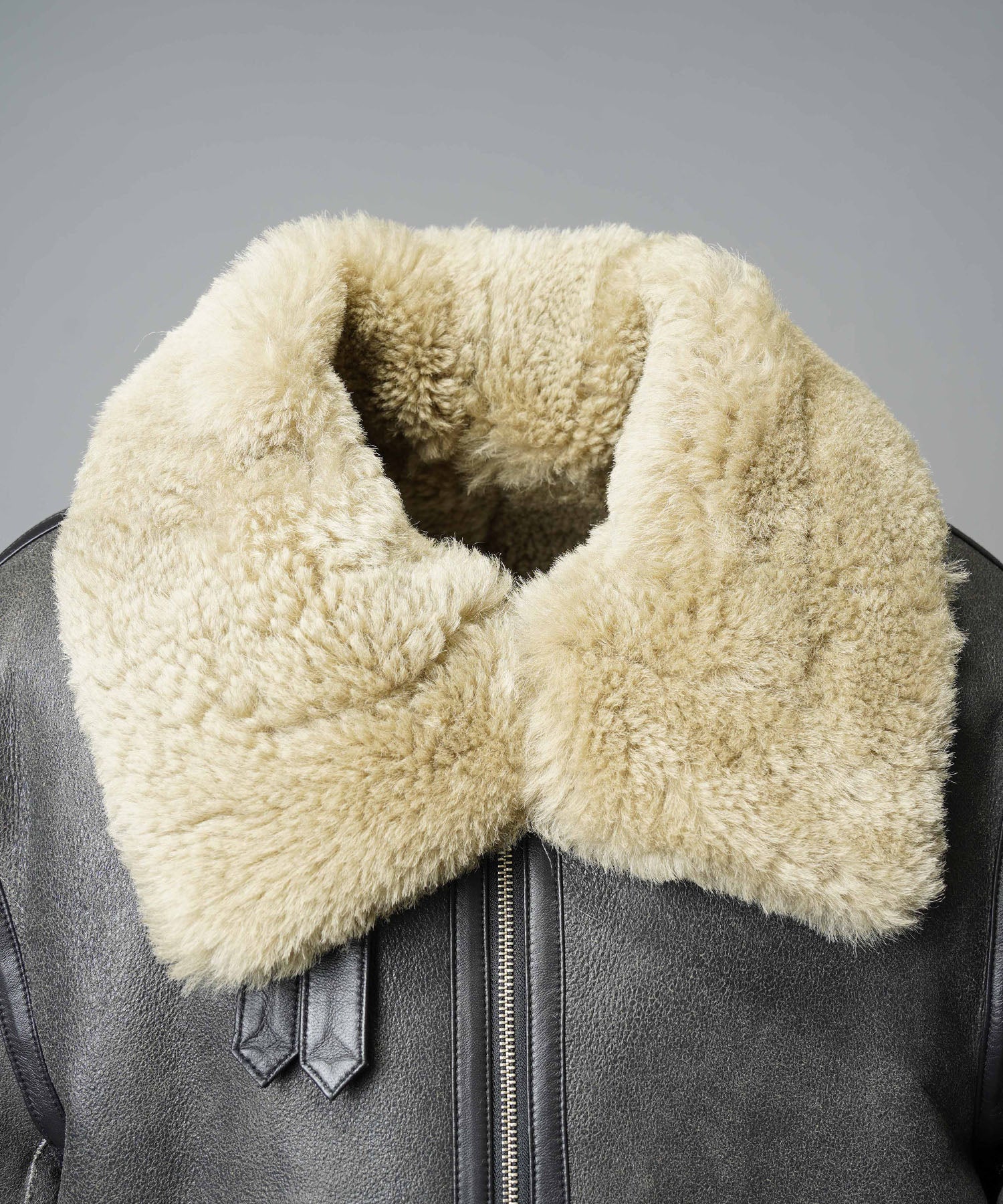 [25AW PRE-ORDER] B-3 Fake Mouton Jacket