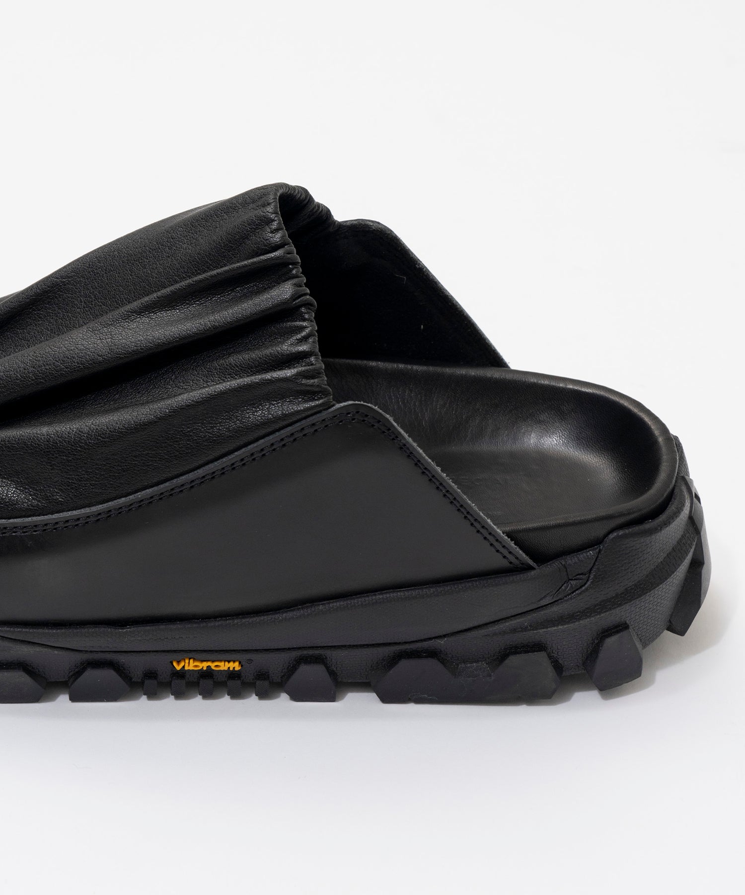 [Special Shoes Factory Collaboration] Vibram Sole Gather Sandal Made in Tokyo