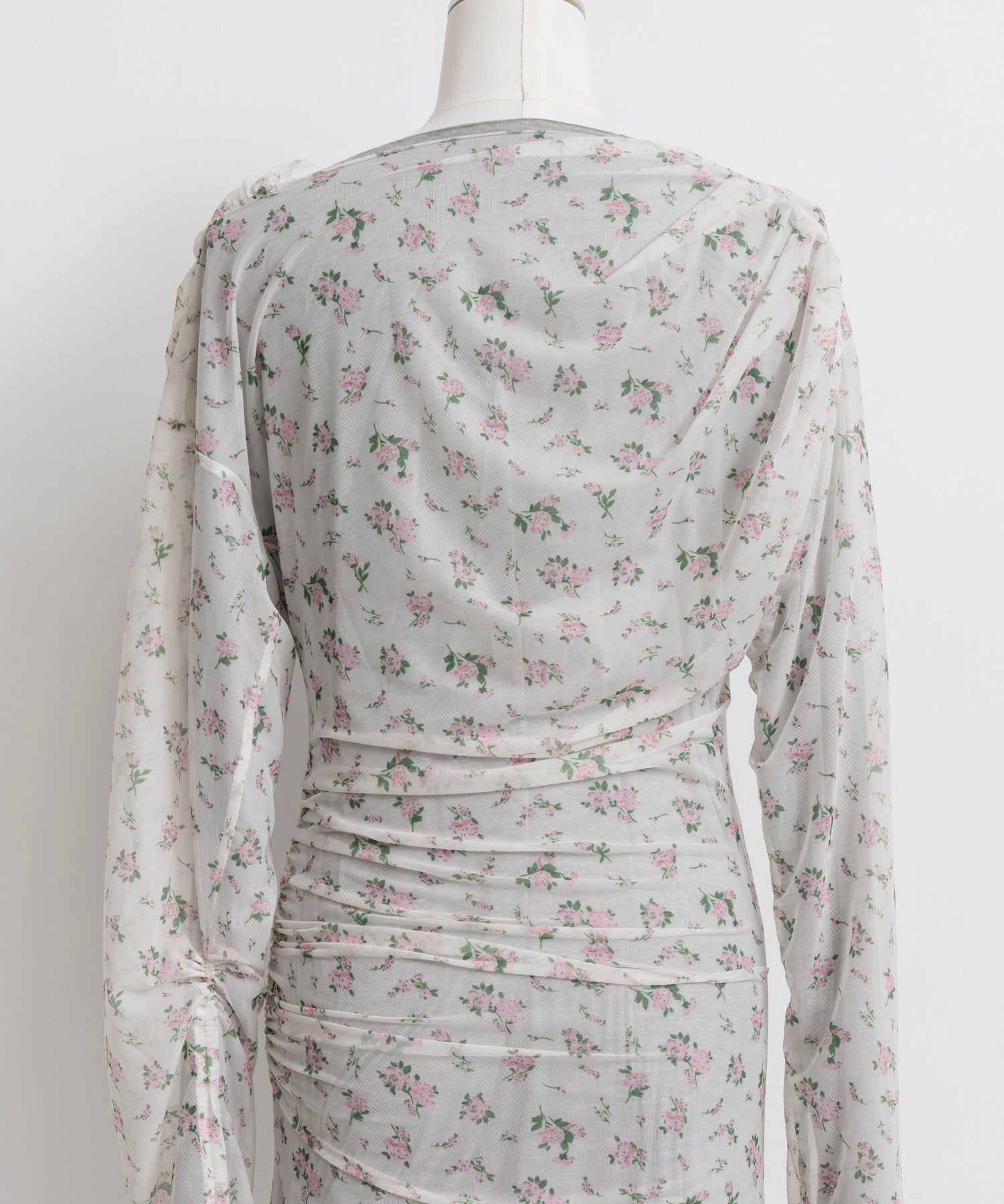 【26AUTUMN PRE-ORDER】Sheer Layered Drape Top