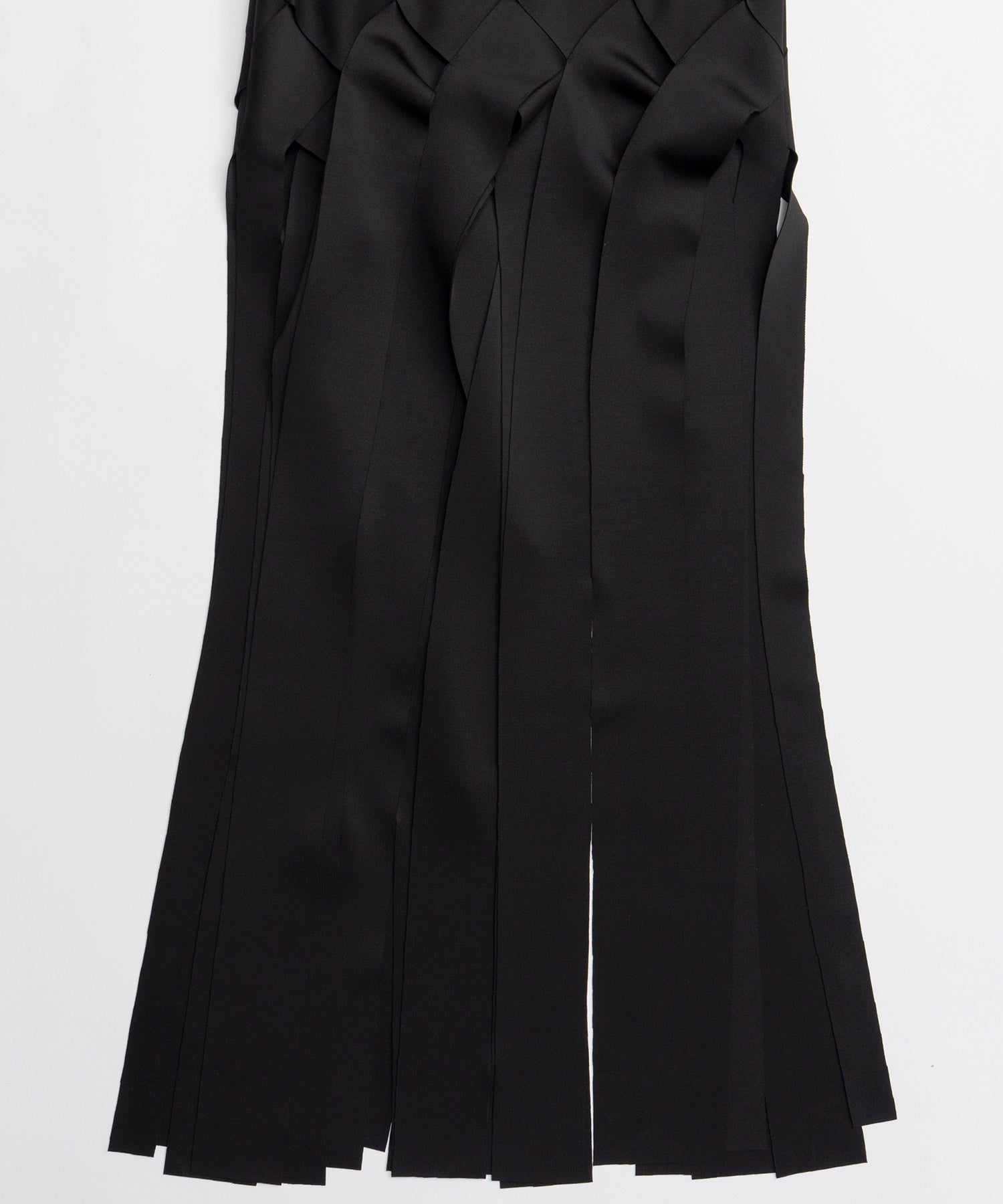 【26SPRING PRE-ORDER】Cross Fringe Dress