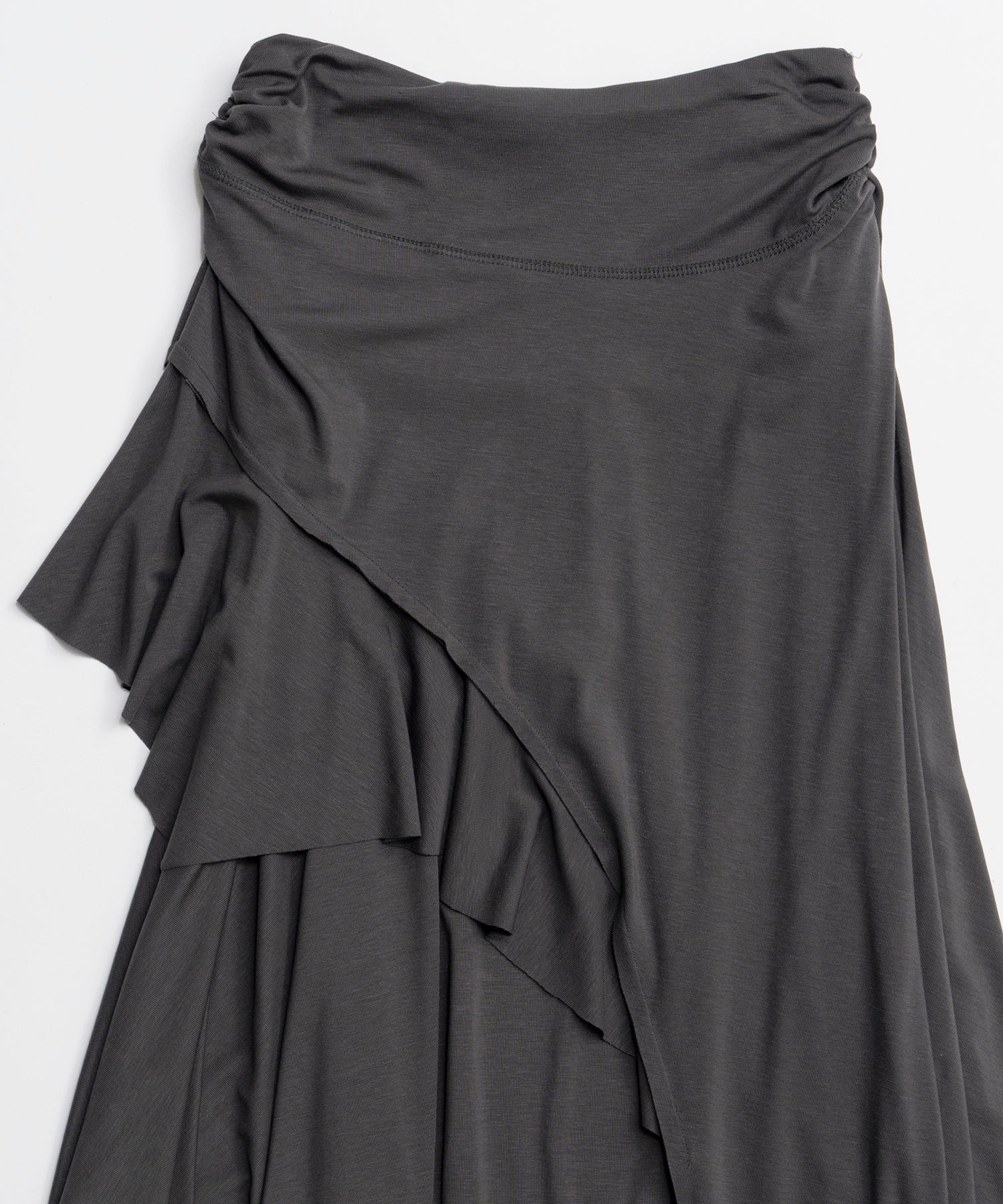 【26SPRING PRE-ORDER】Asymmetrical Flare Skirt