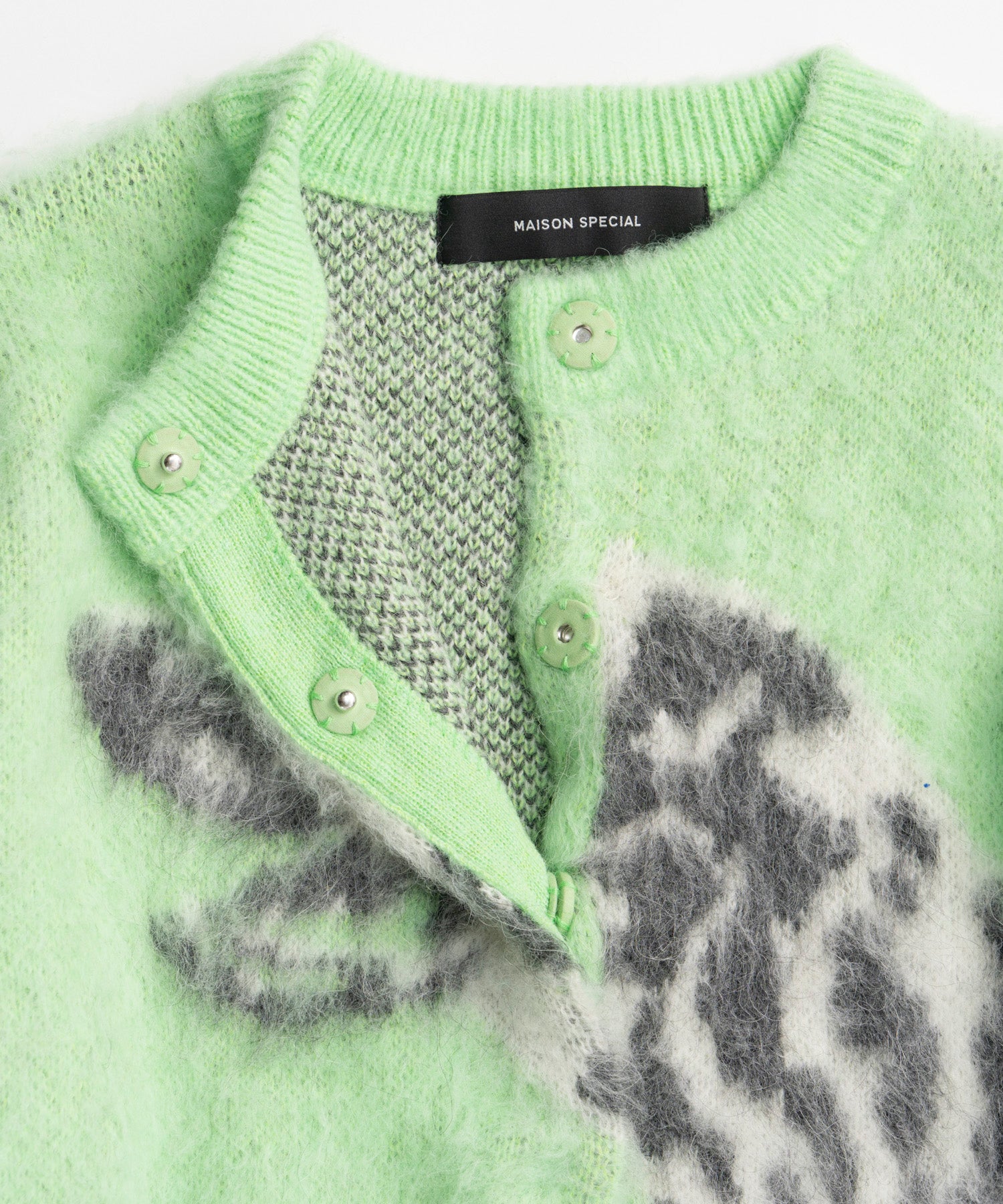 【26AUTUMN PRE-ORDER】Dalmatian Knit Cardigan