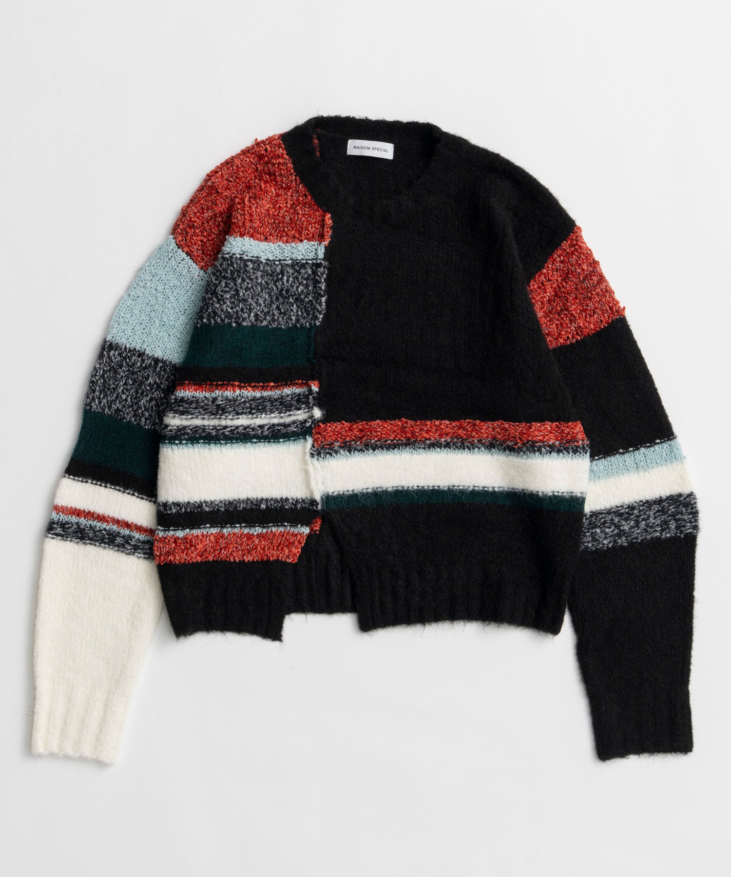 【26WINTER PRE-ORDER】Dramatic Border Slit Knit