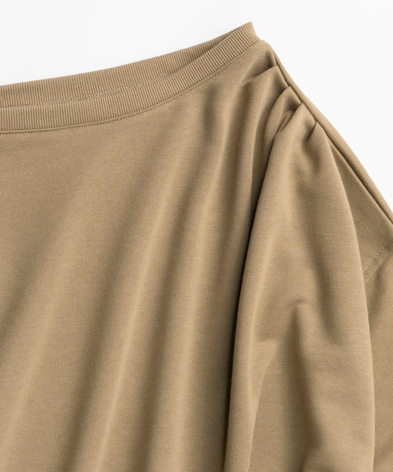 【26AUTUMN PRE-ORDER】2WAY Off-Shoulder Sweatshirt