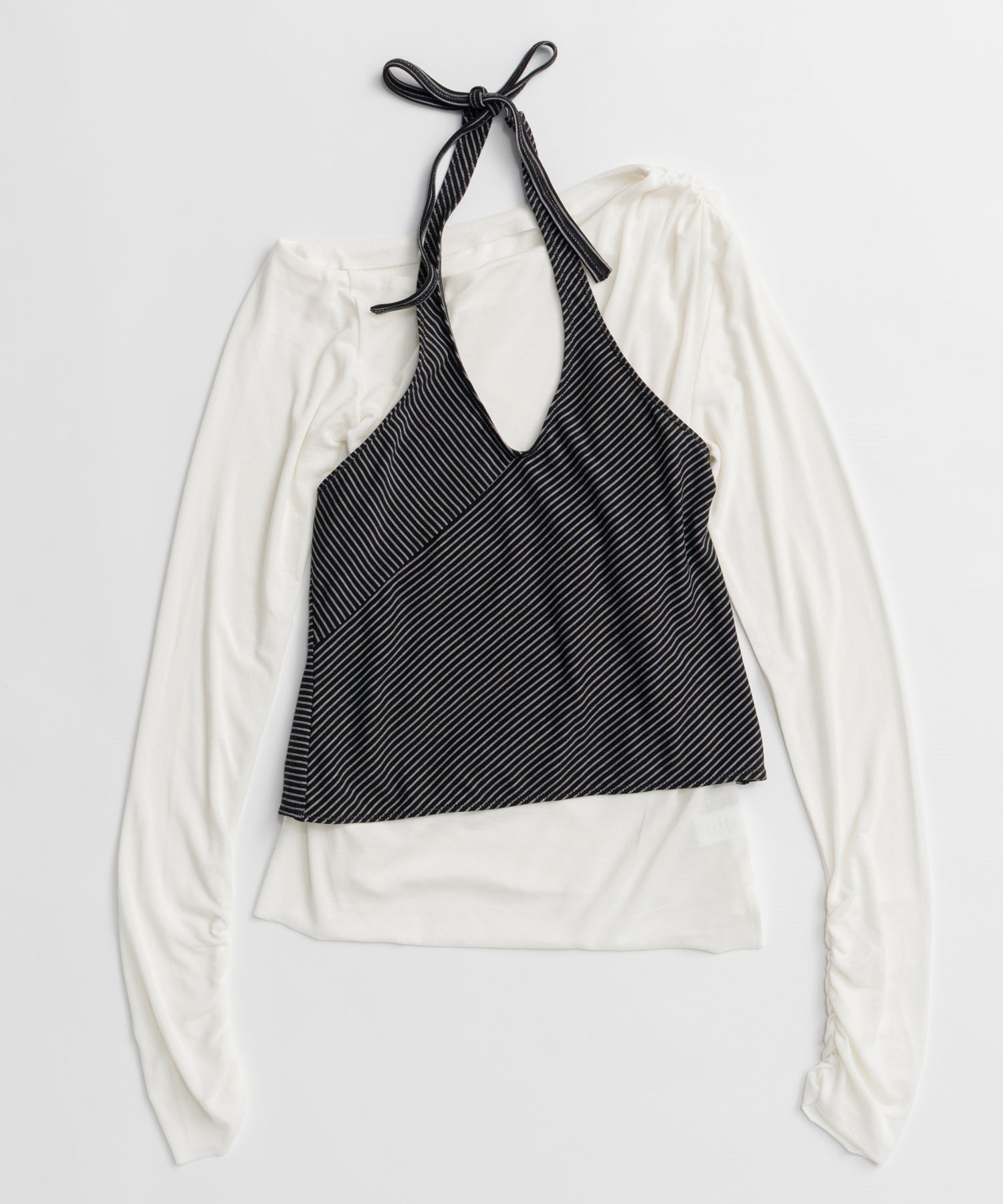 【26AUTUMN PRE-ORDER】Border Halter Layered Off-Shoulder Top