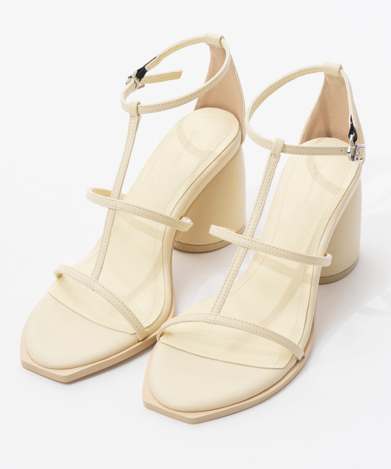 【26SPRING PRE-ORDER】Plump Heel Nude Sandals