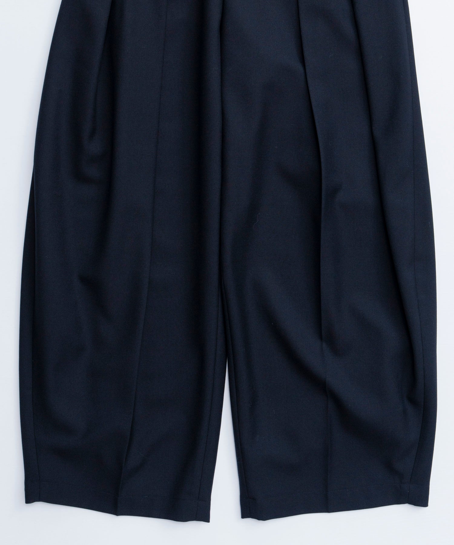 【26AUTUMN PRE-ORDER】Two-Tuck Cocoon Pants