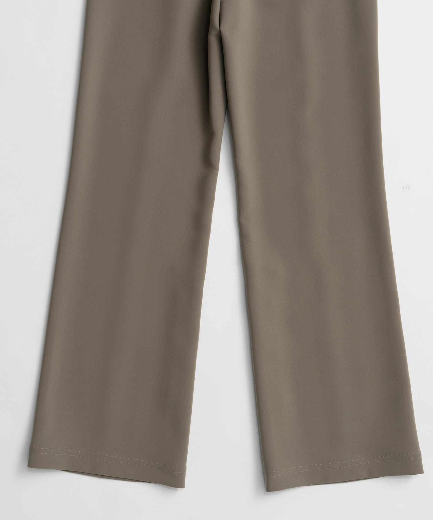【26WINTER COLLECTION】Double Cloth Button-Slit Flare Pants