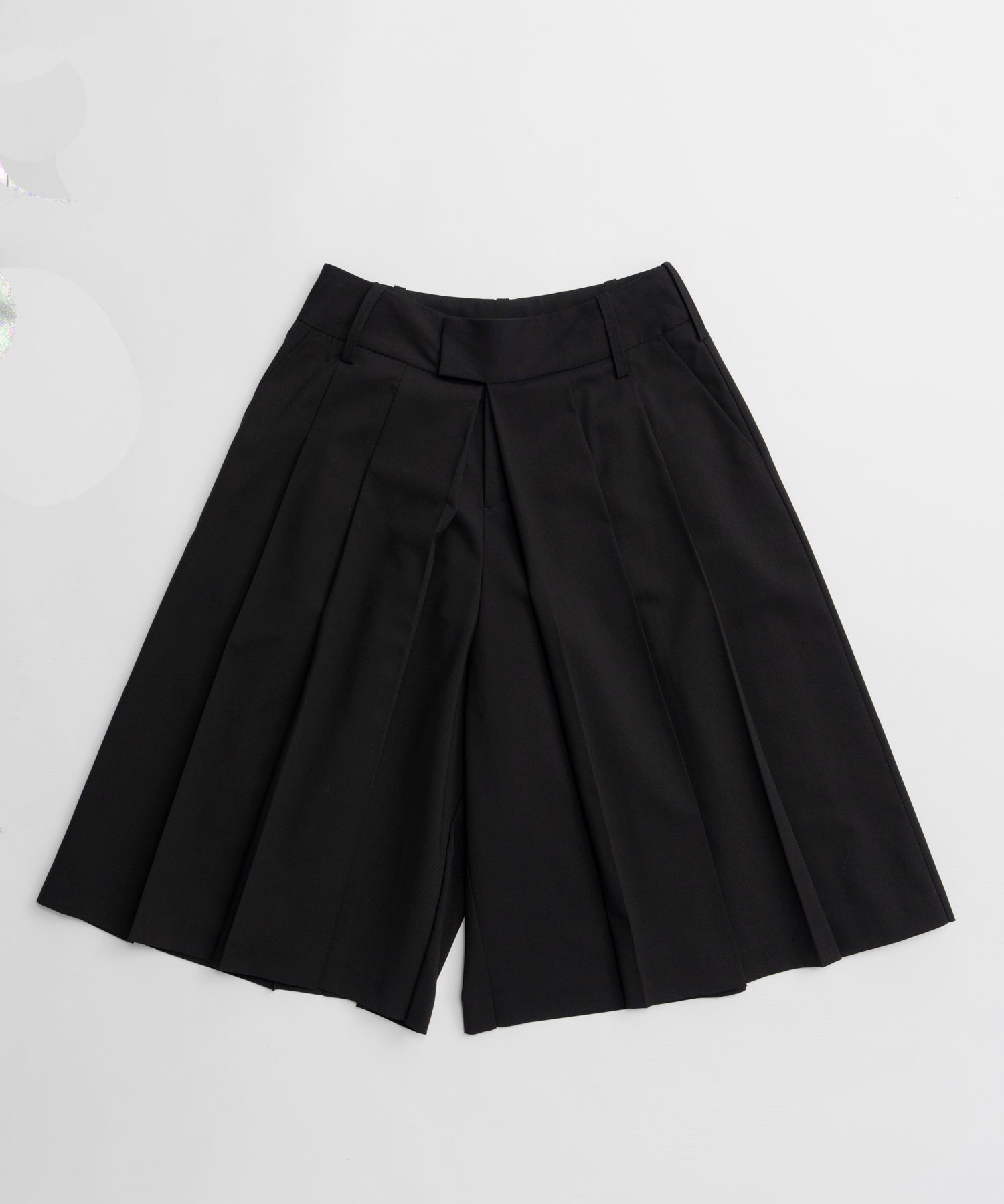 【26AUTUMN PRE-ORDER】Pleated Shorts