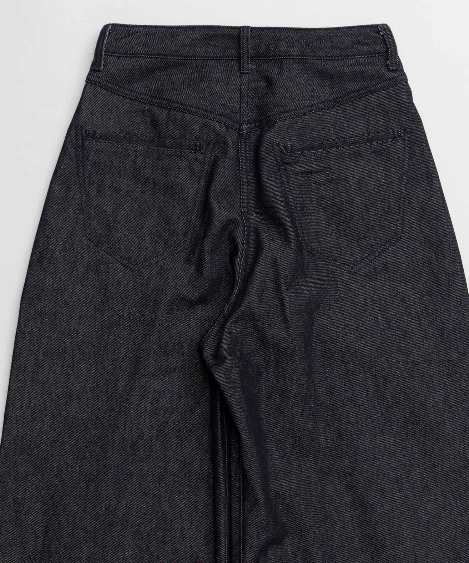 【26AUTUMN PRE-ORDER】Tuck Denim