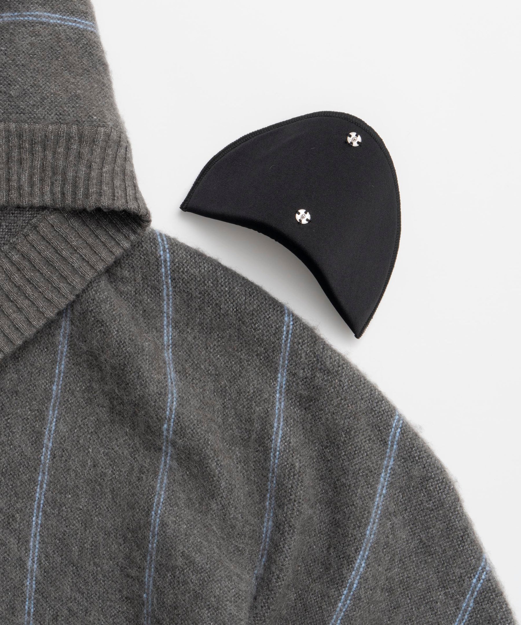 [25winter preoder] 파워 숄더 후드 니트 카디건