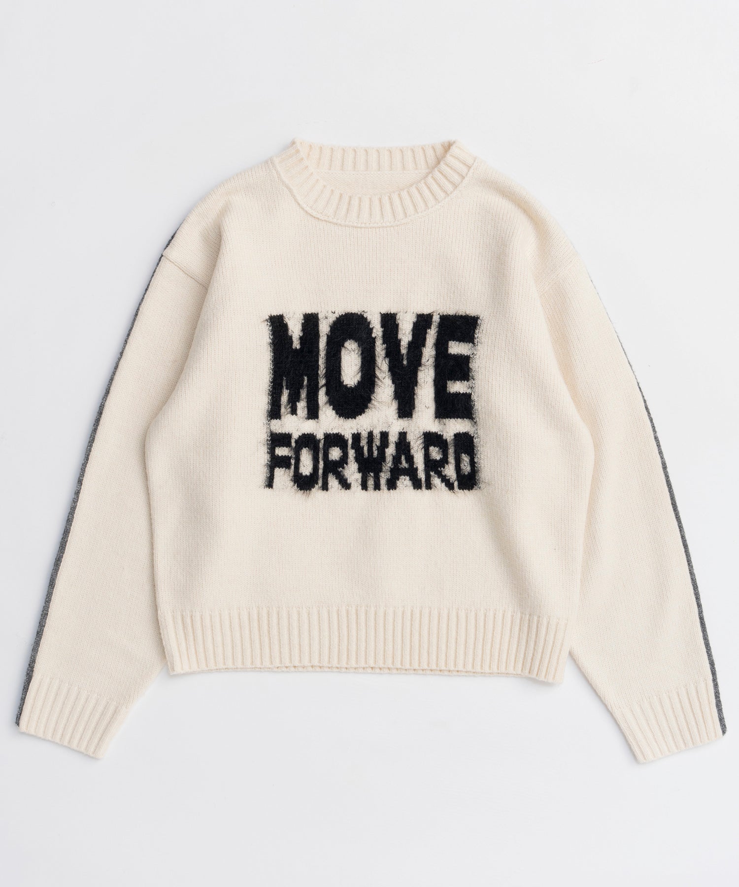MOVE FORWARD logo knit