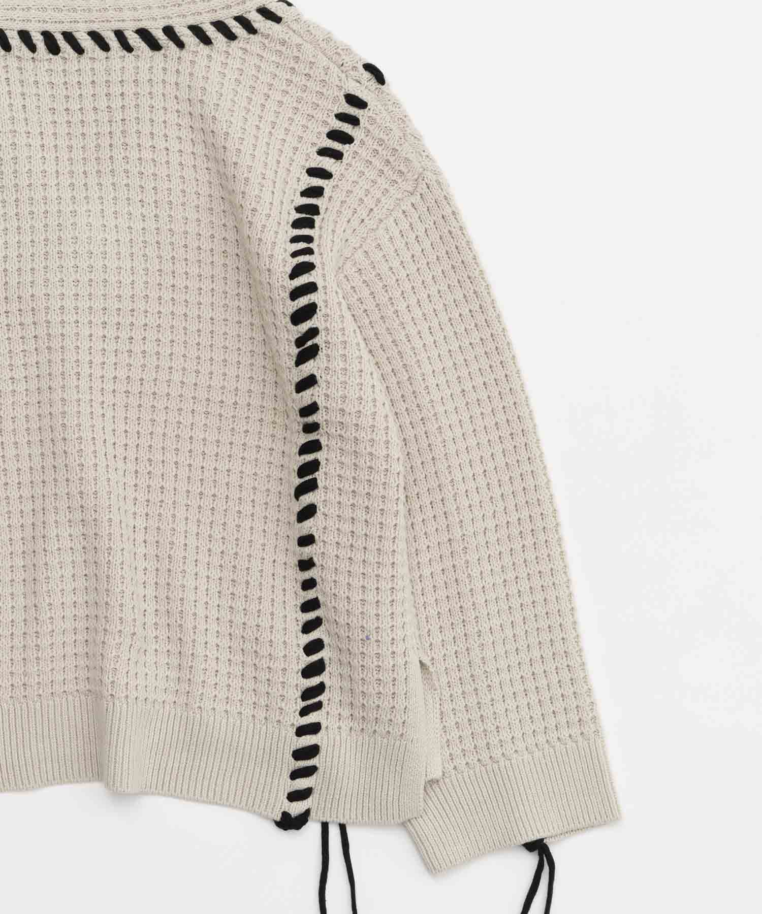 [SALE] Oni-Waffle Embroidery Prime-Over V-Neck Knit Pullover