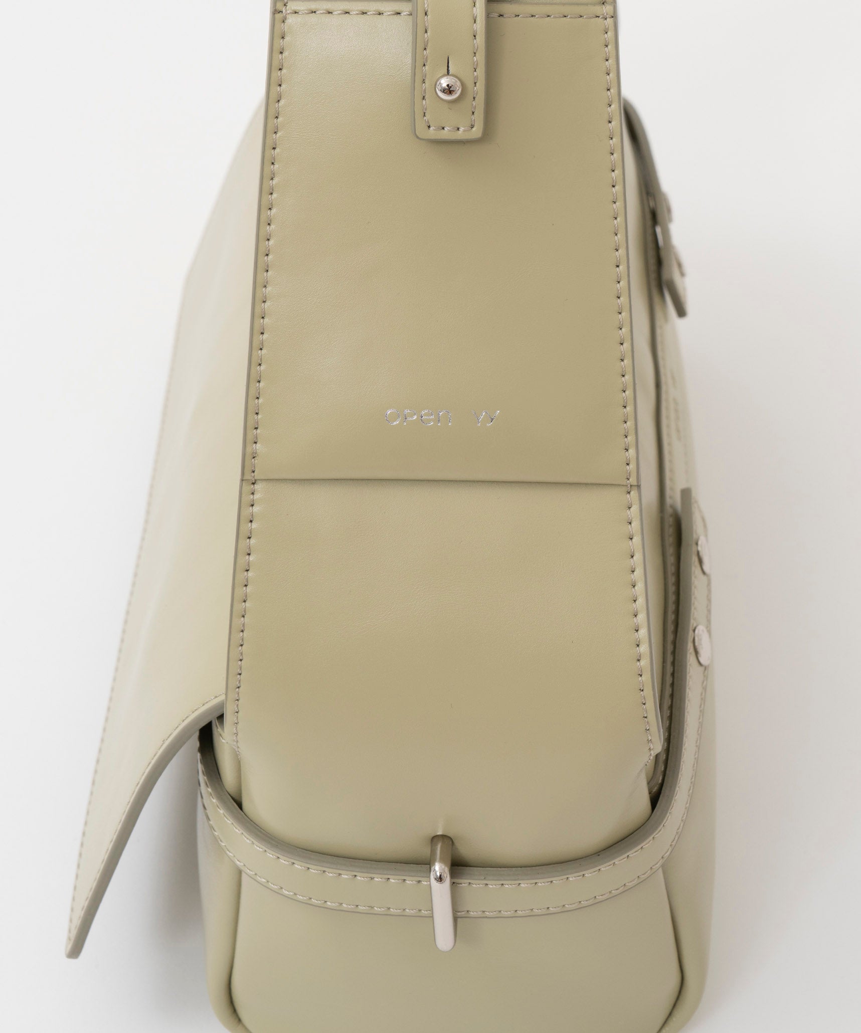 【OPEN YY】Leather BELTING DUFFLE BAG