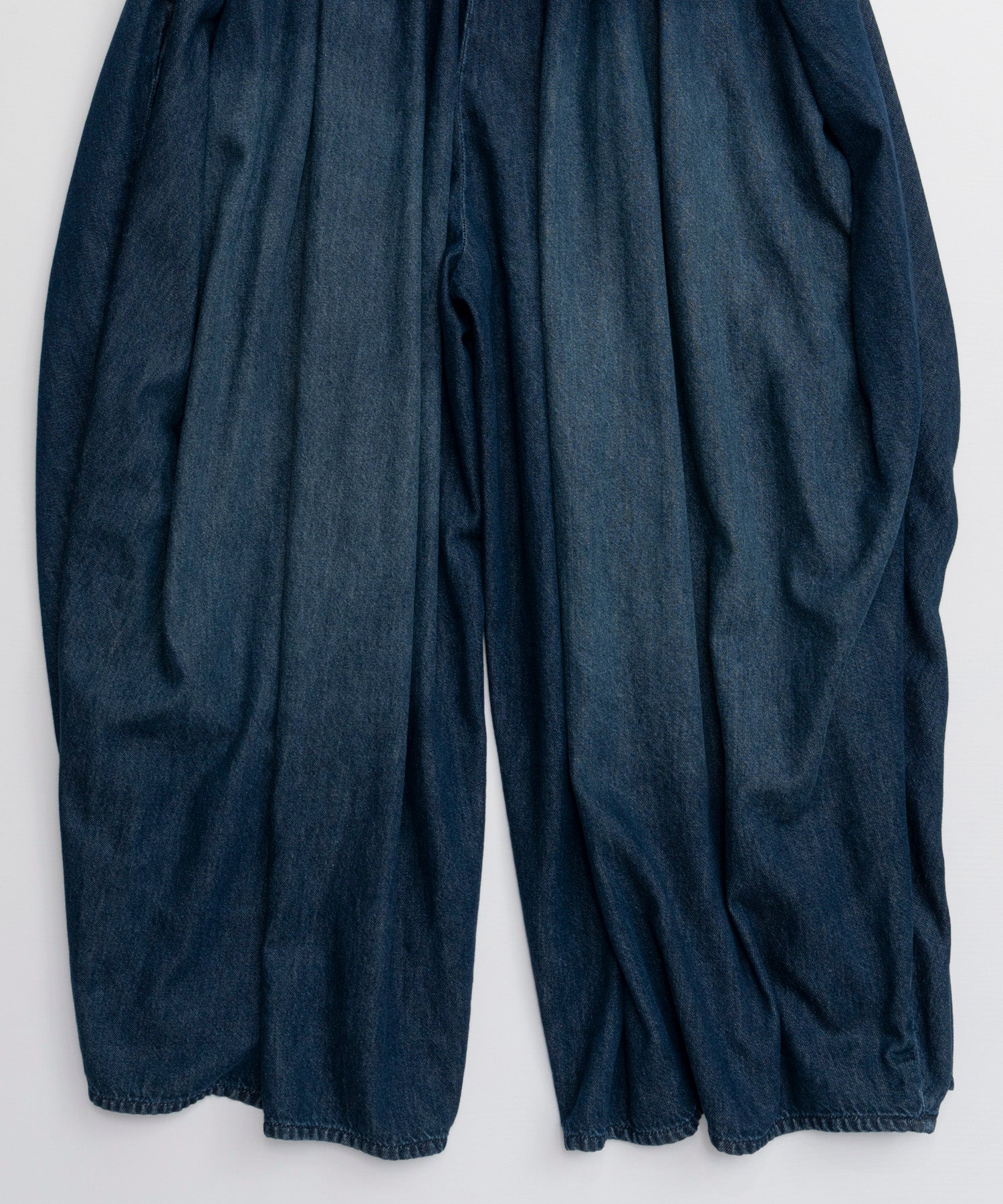 【26AUTUMN PRE-ORDER】Volume Denim Pants