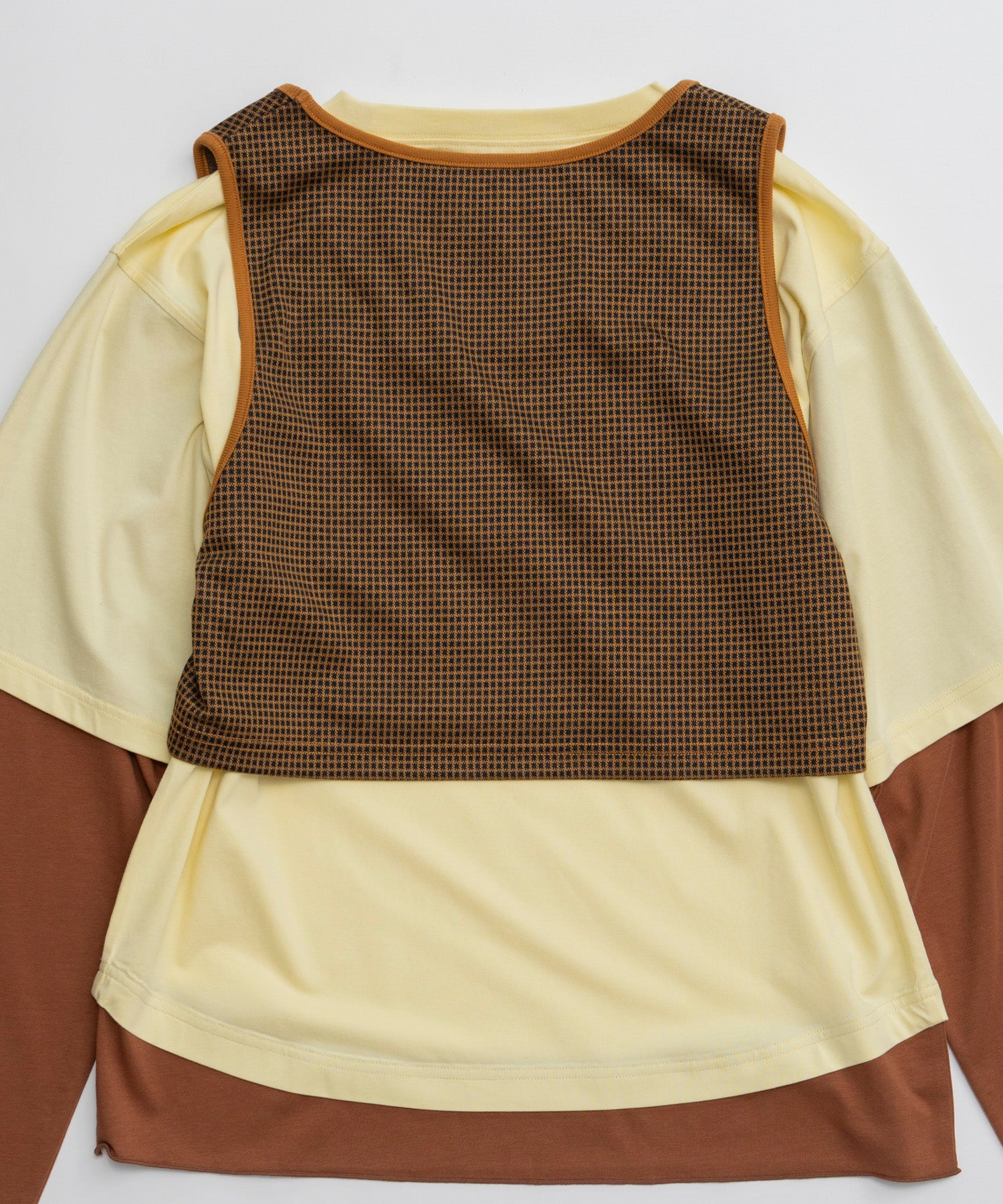 【26AUTUMN PRE-ORDER】Multi-Fabric Layered T-Shirt