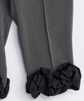 【26SPRING PRE-ORDER】Flower Hem Capri Pants
