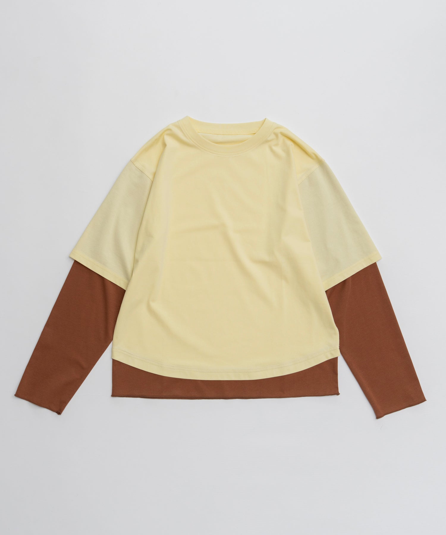 【26AUTUMN PRE-ORDER】Multi-Fabric Layered T-Shirt